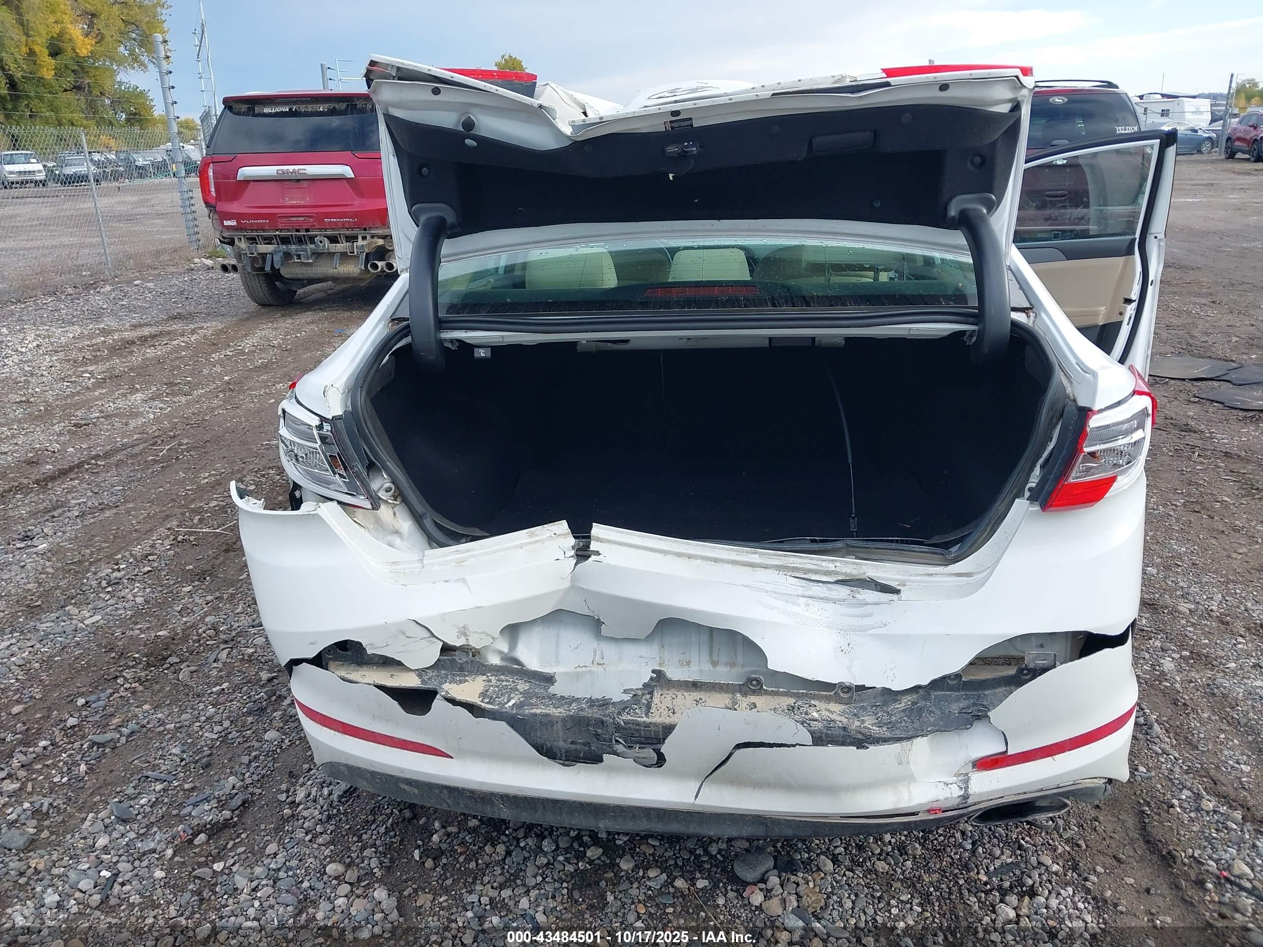 HYUNDAI SONATA image 6