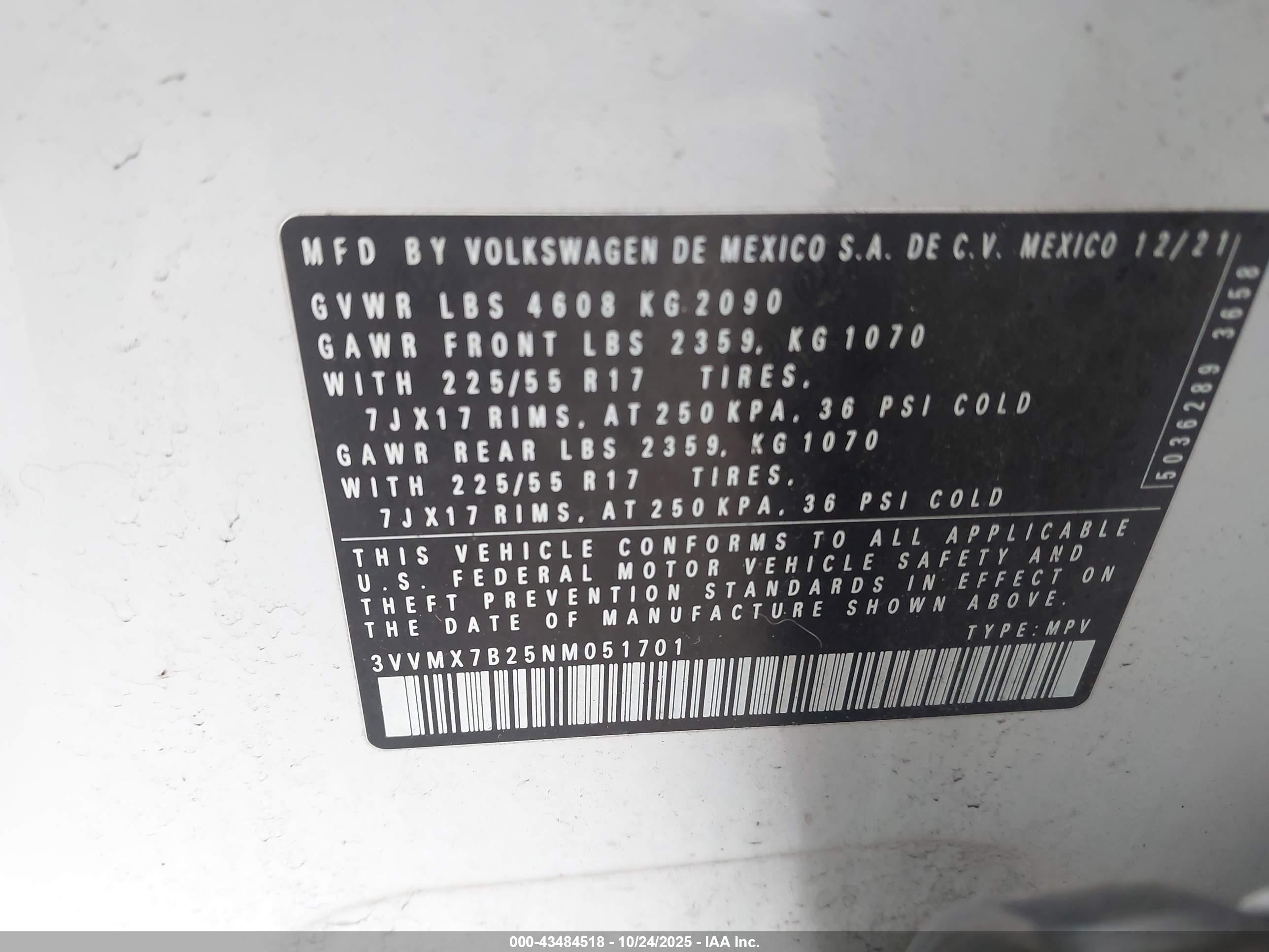VOLKSWAGEN TAOS image 9