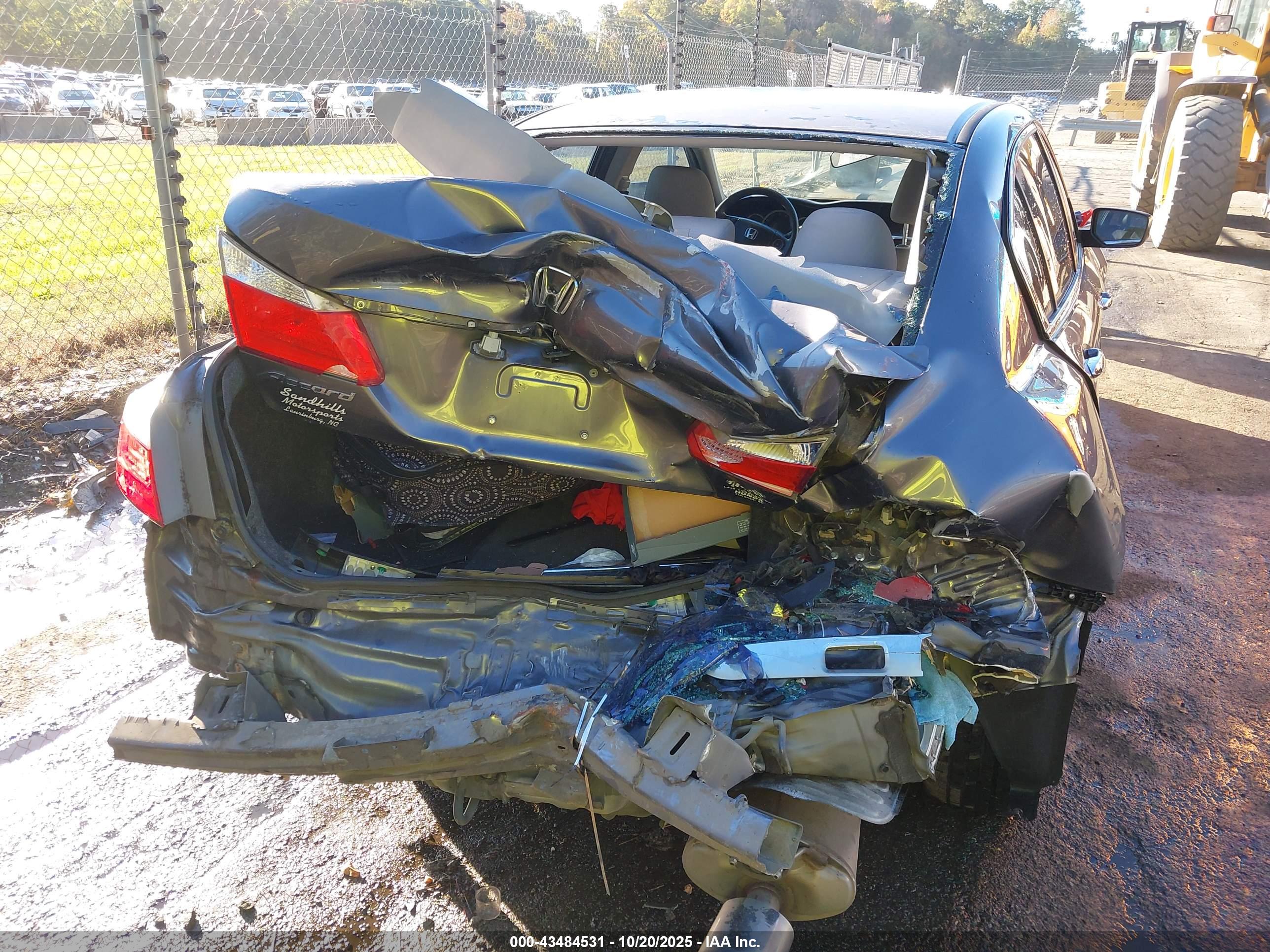 HONDA ACCORD image 6
