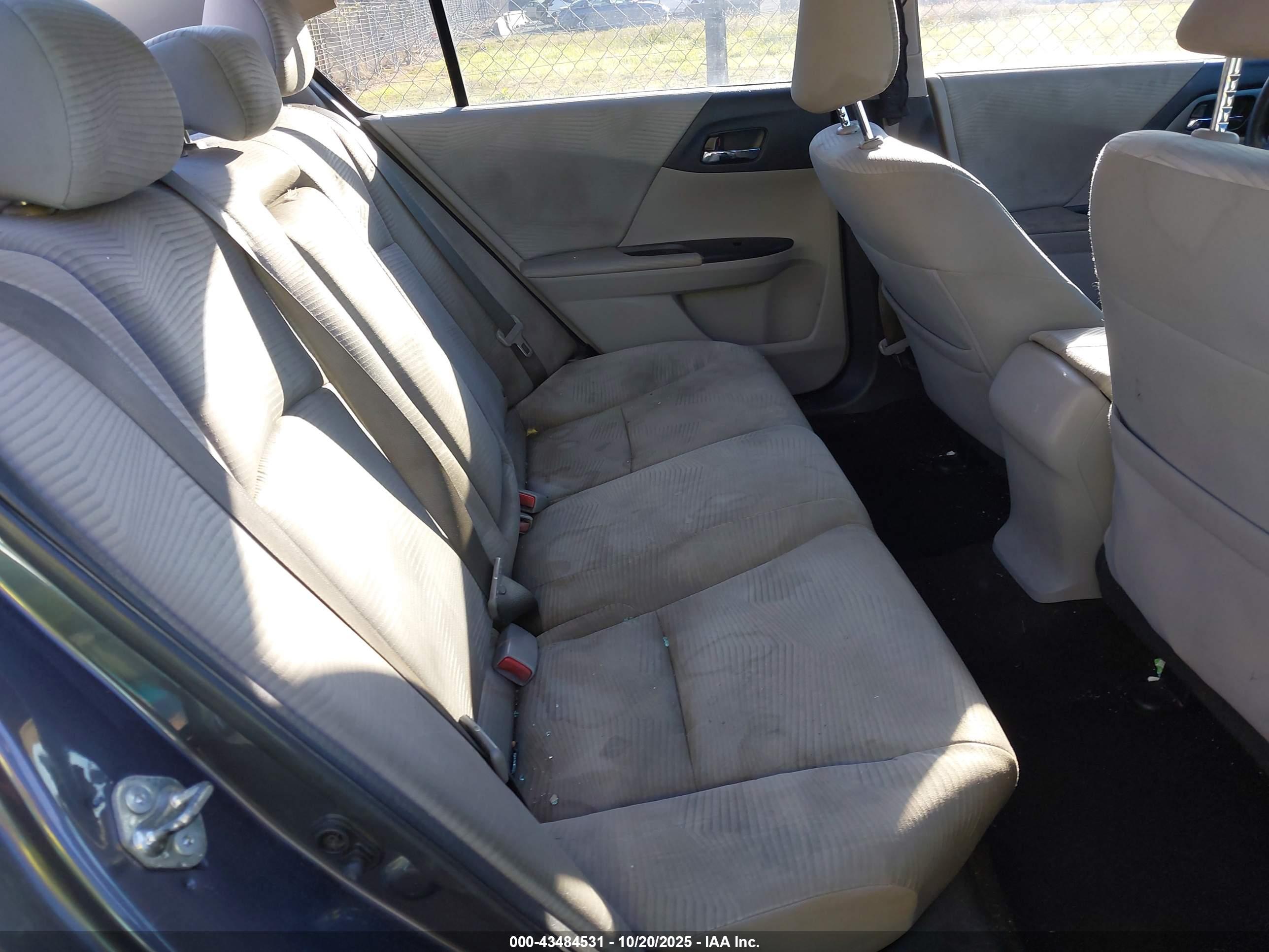 HONDA ACCORD image 8