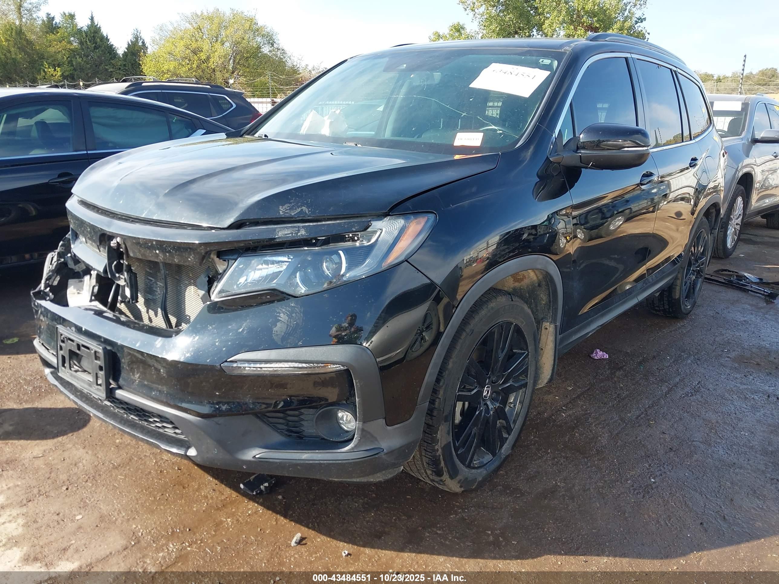 HONDA PILOT image 2