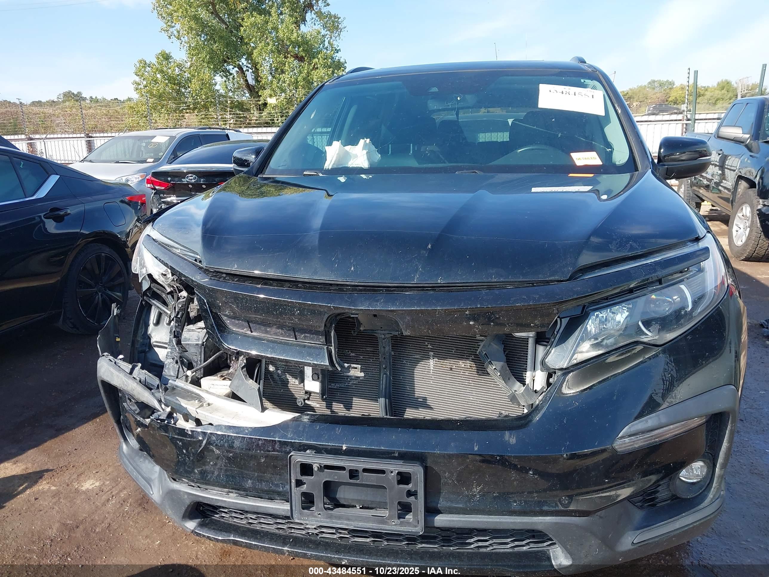 HONDA PILOT image 6