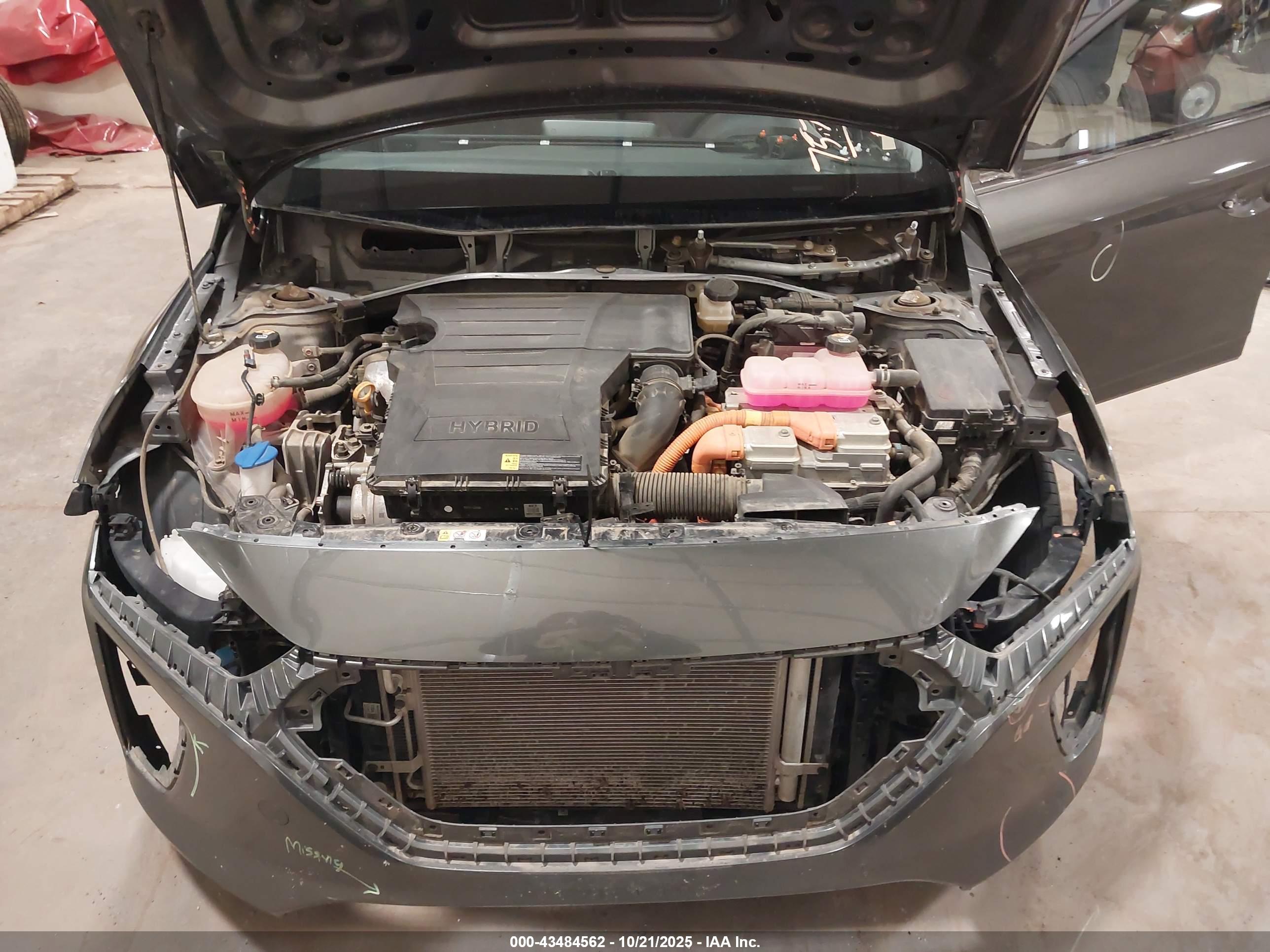 HYUNDAI IONIQ image 10