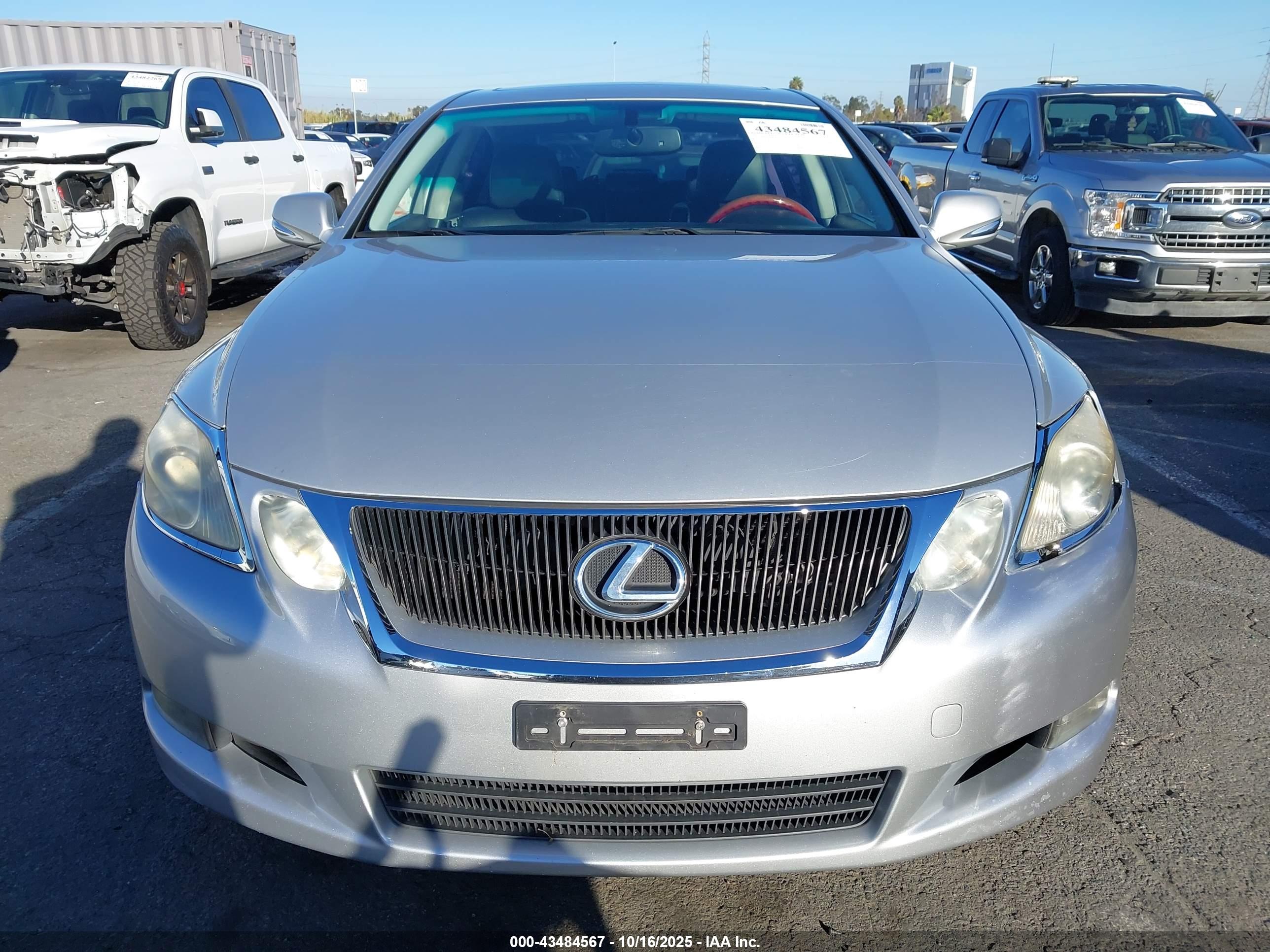 LEXUS GS image 6