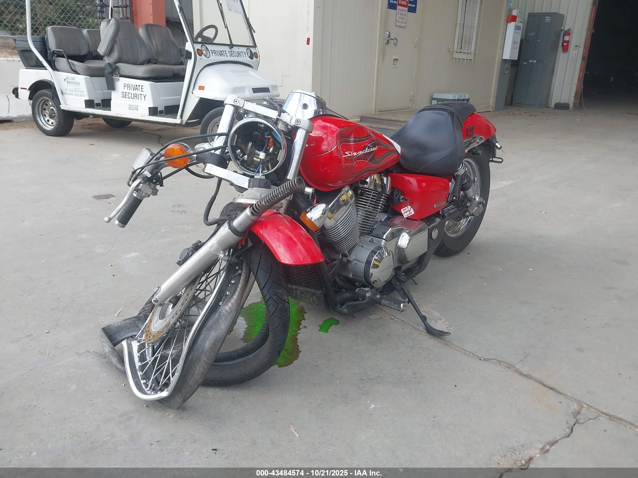 HONDA VT750 image 2