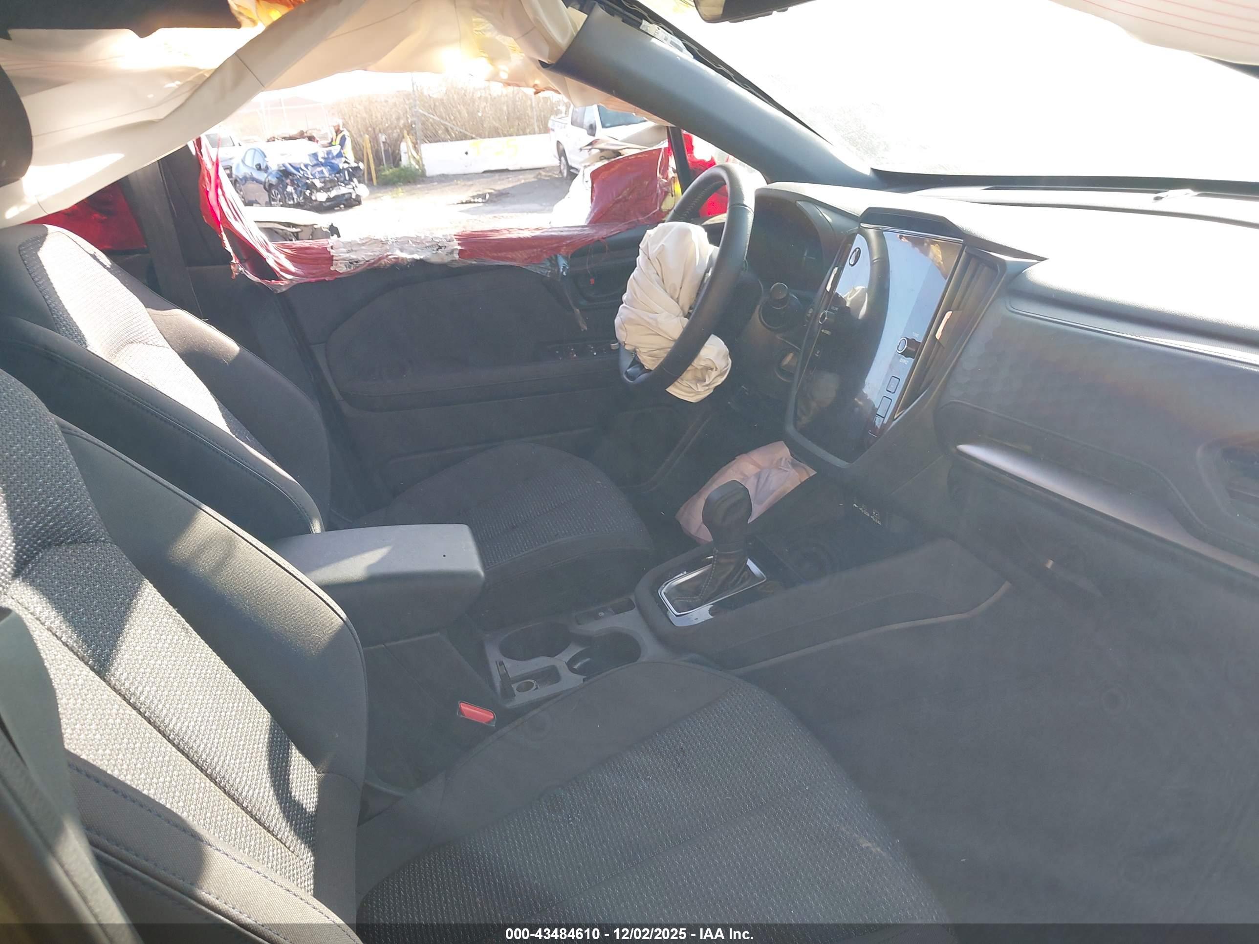 SUBARU FORESTER image 5