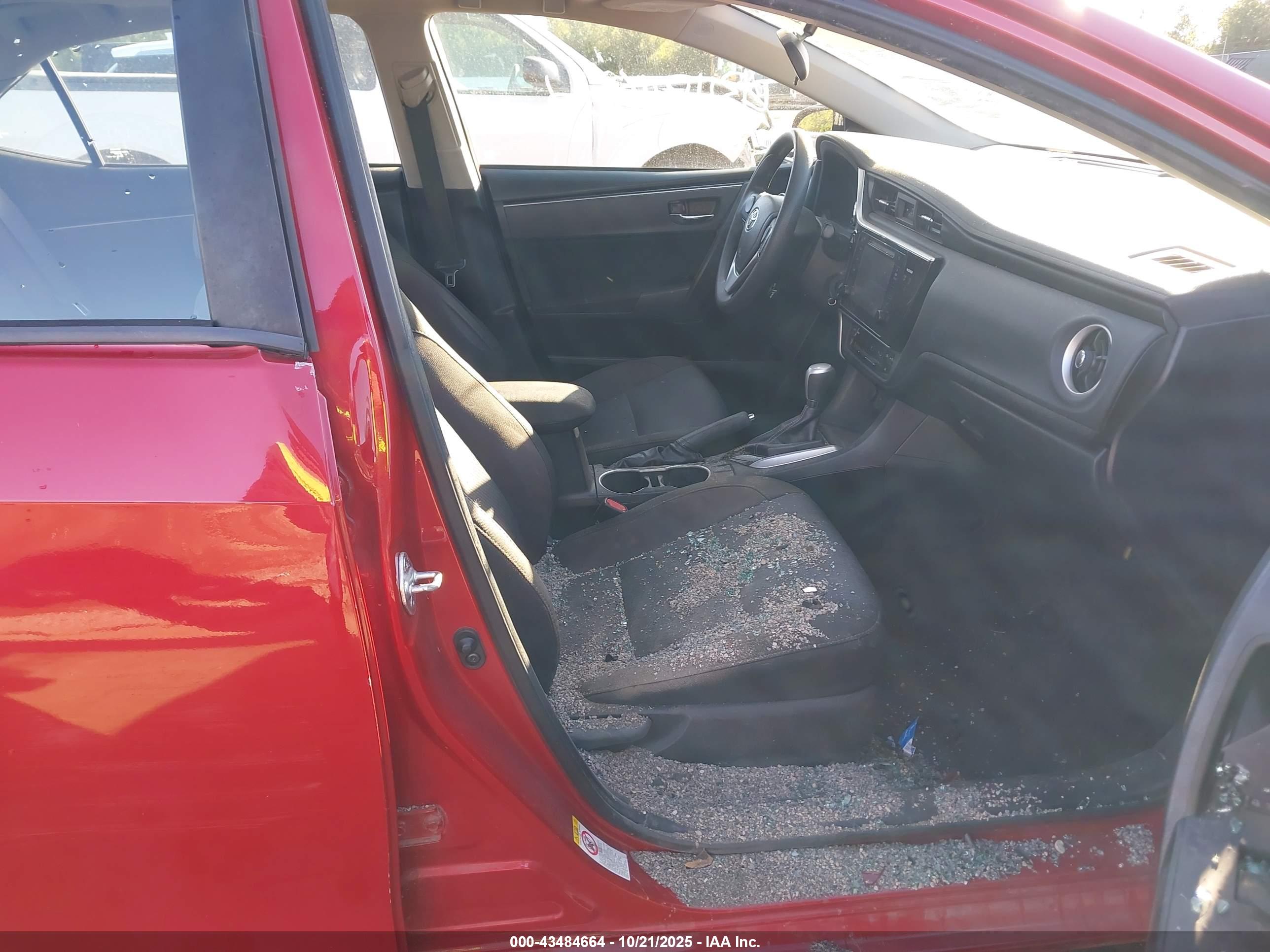 TOYOTA COROLLA image 5