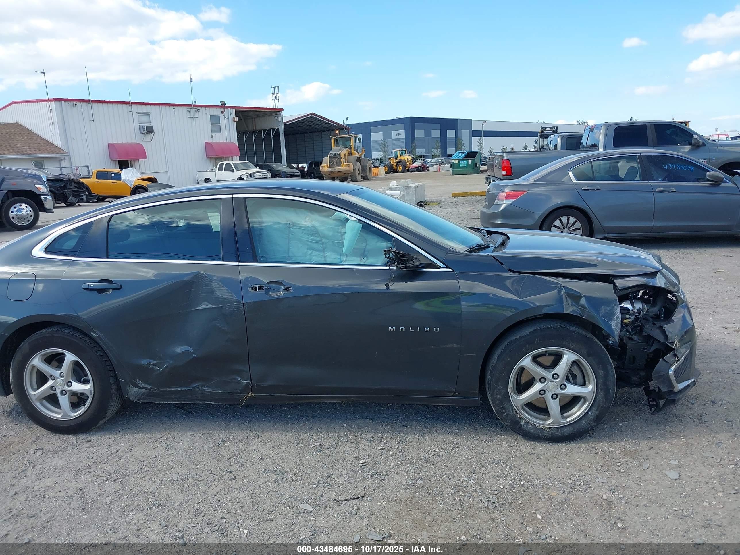 CHEVROLET MALIBU image 6