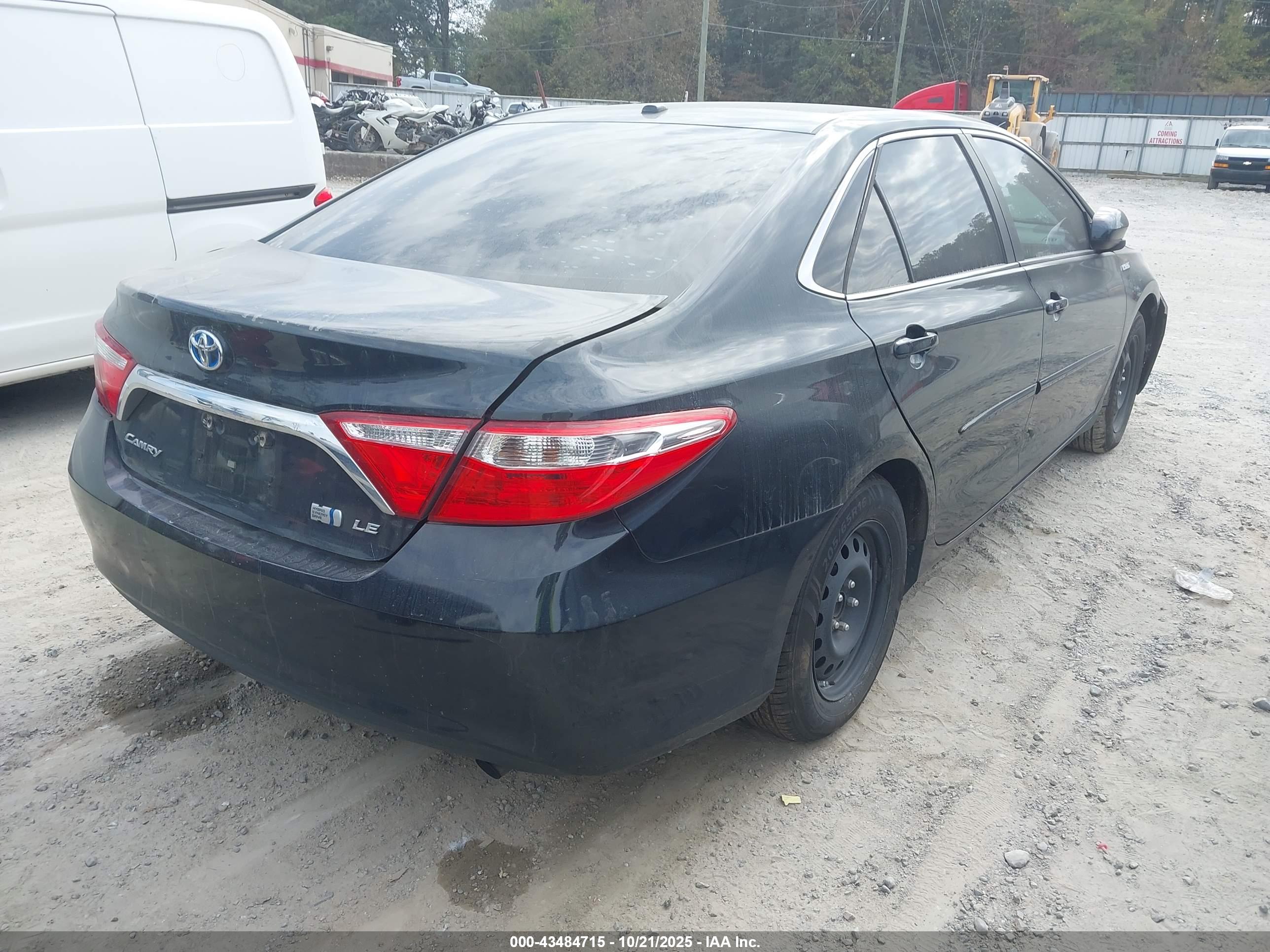 TOYOTA CAMRY image 4