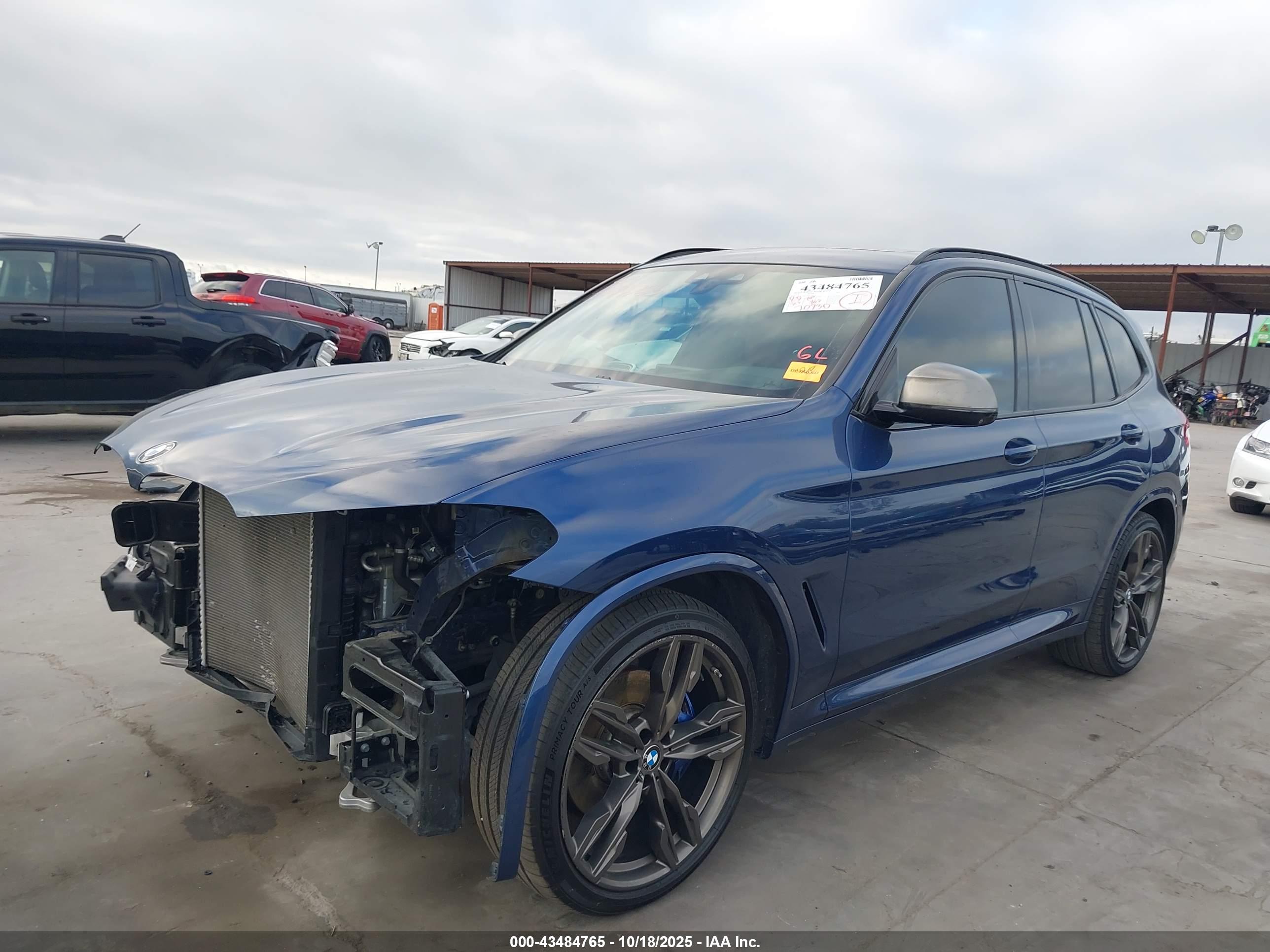 BMW X3 image 2