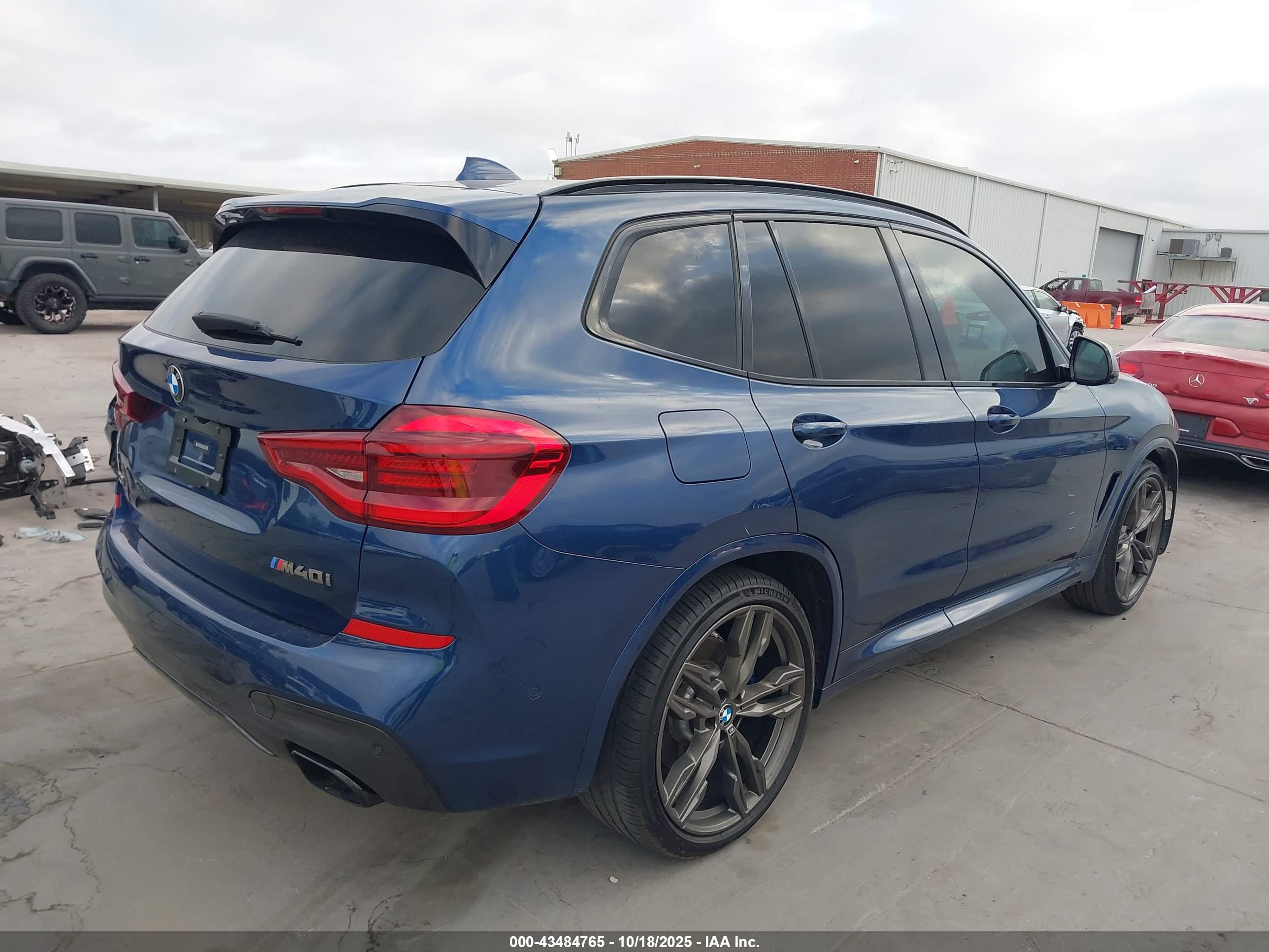 BMW X3 image 4