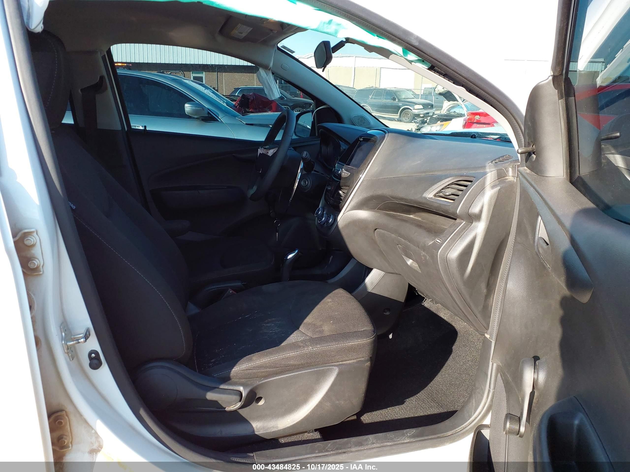 CHEVROLET SPARK image 5