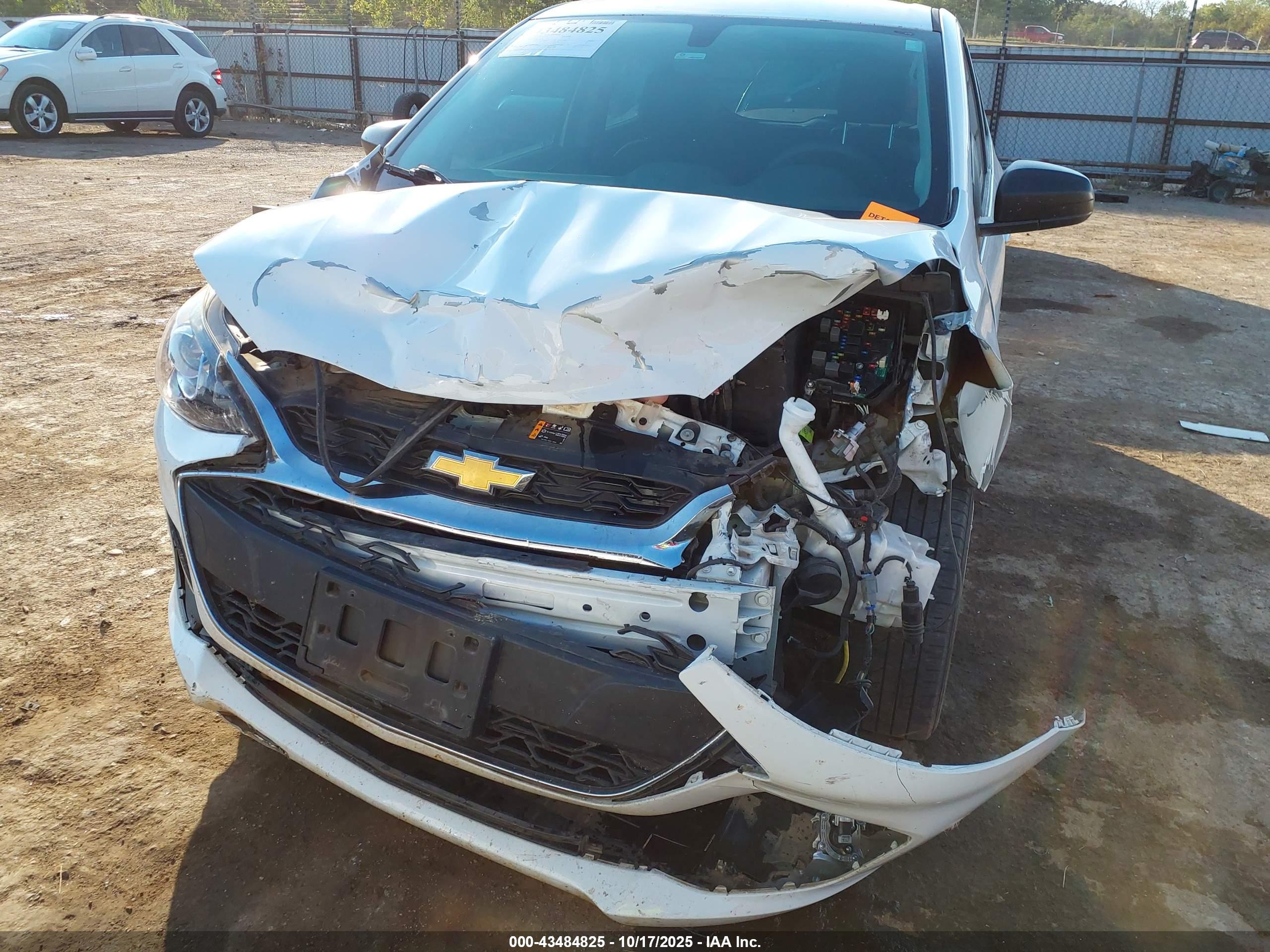 CHEVROLET SPARK image 6