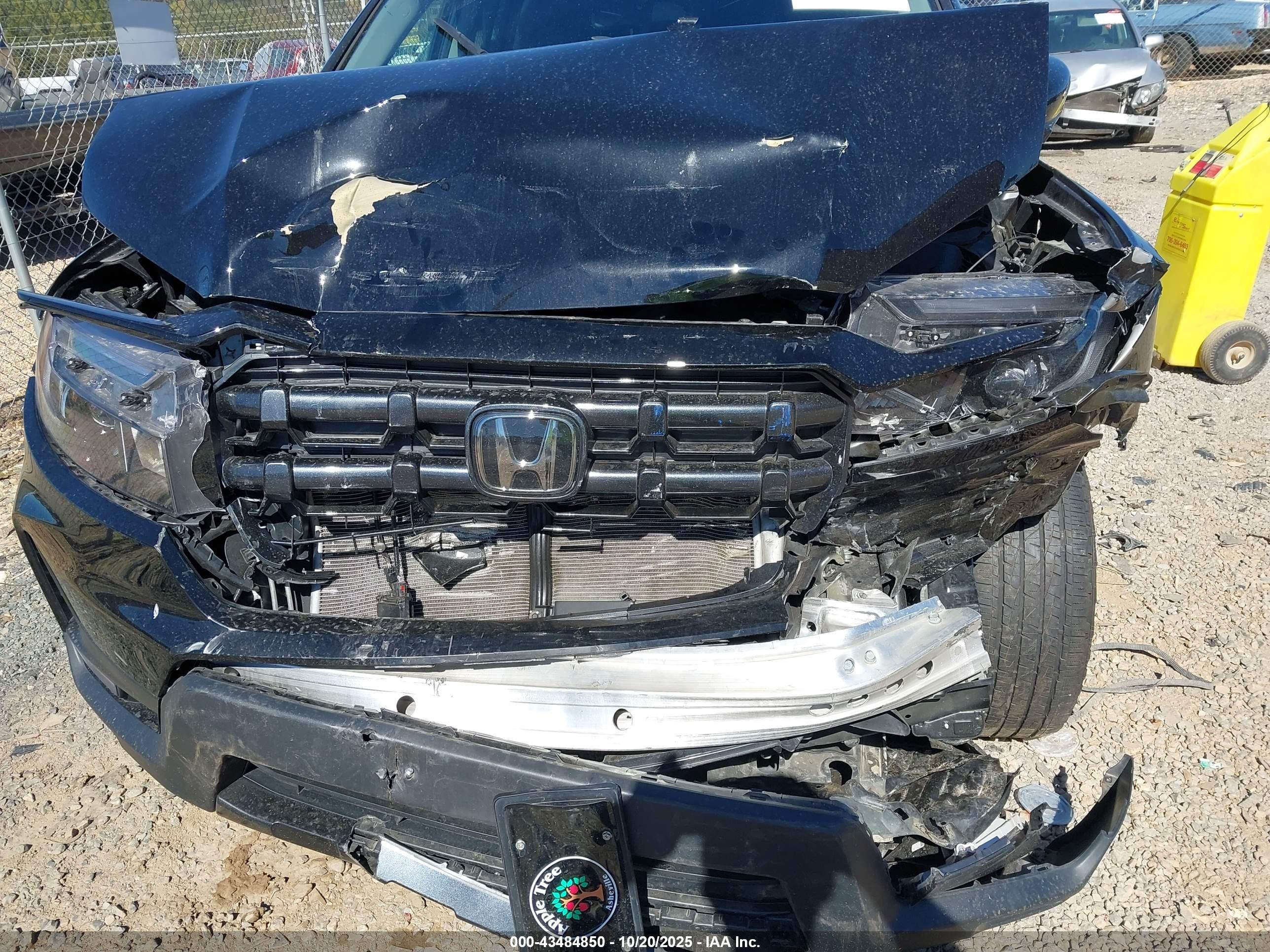 HONDA RIDGELINE image 6