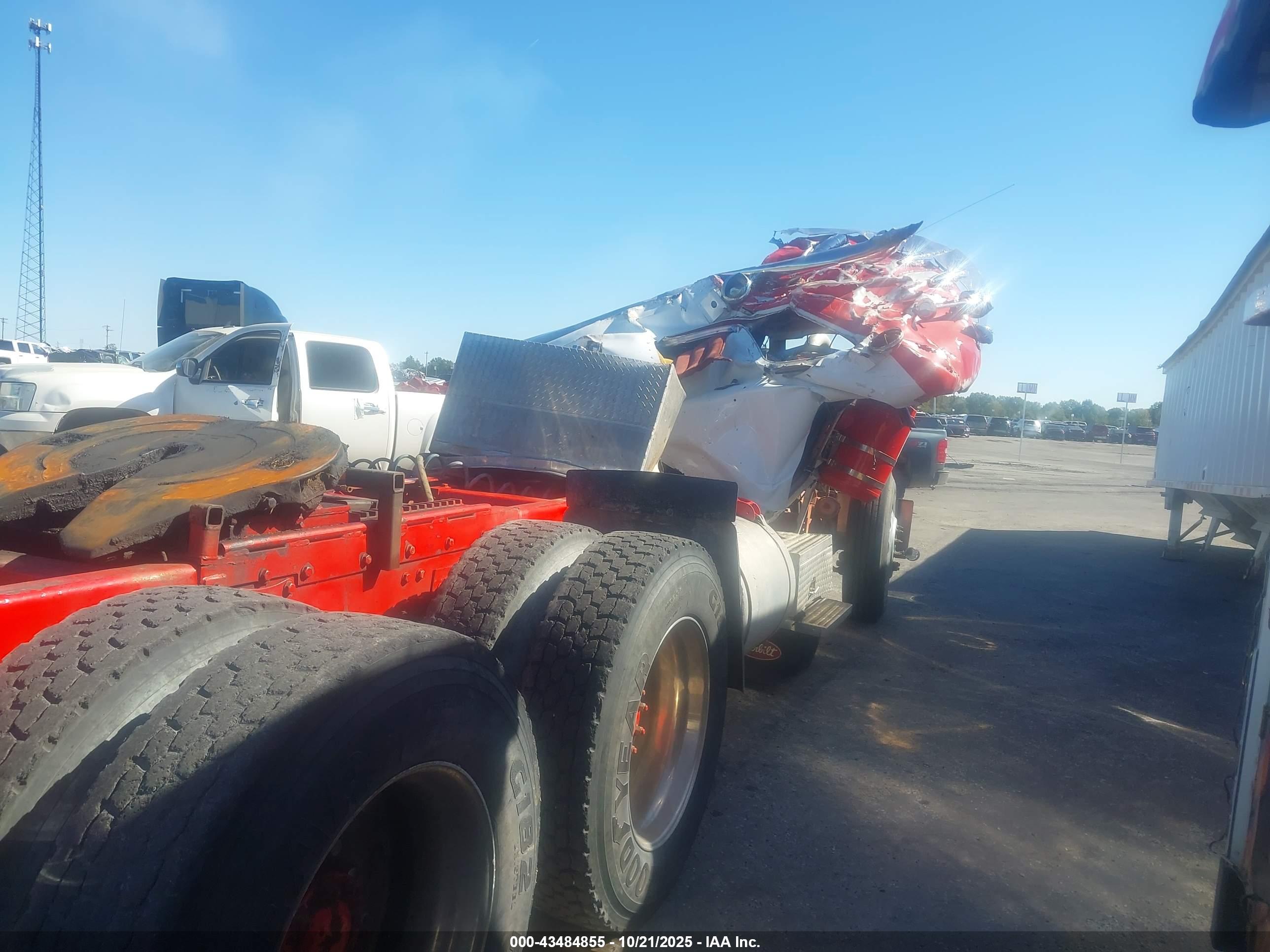 PETERBILT 379 image 4