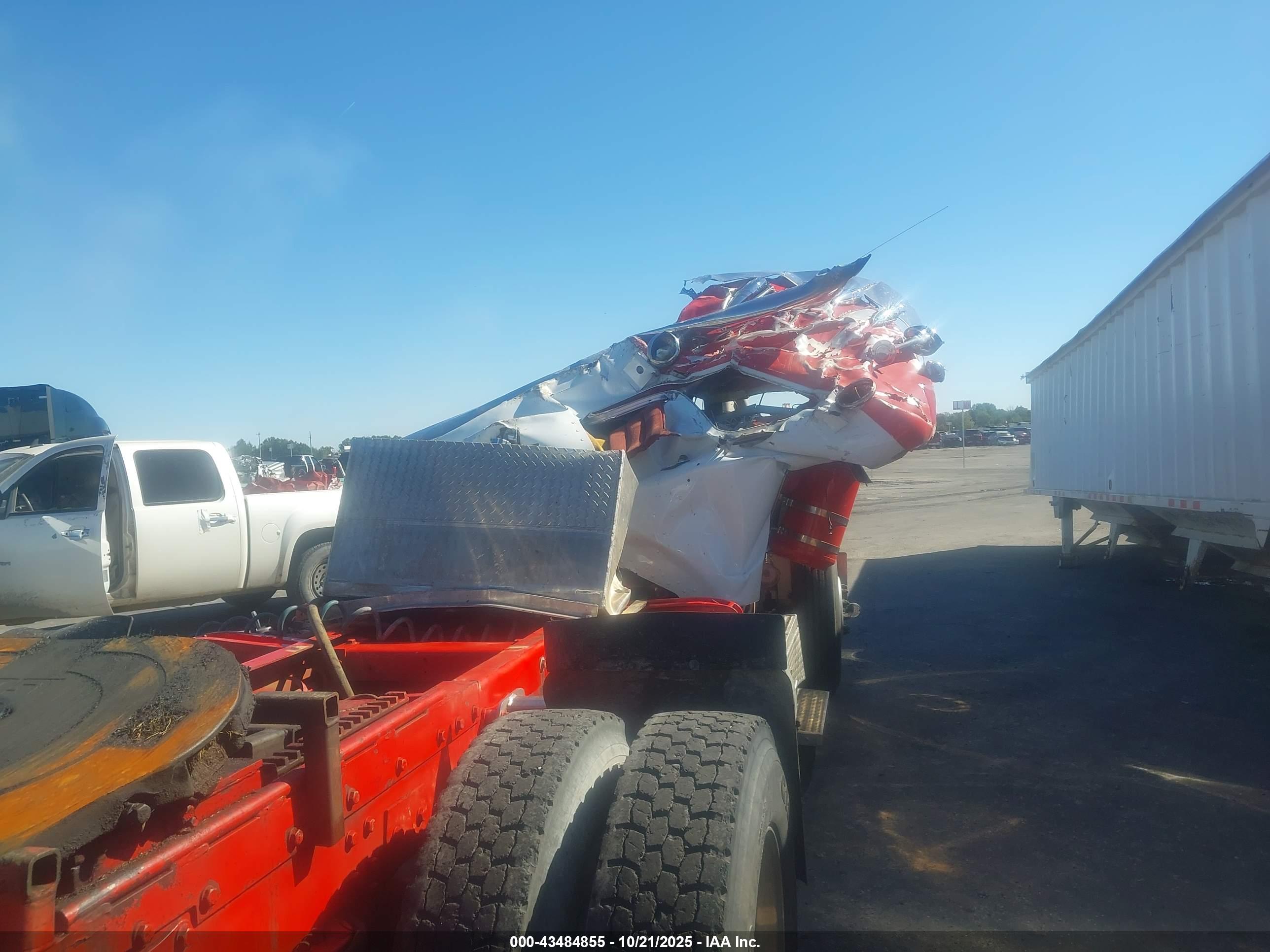 PETERBILT 379 image 7