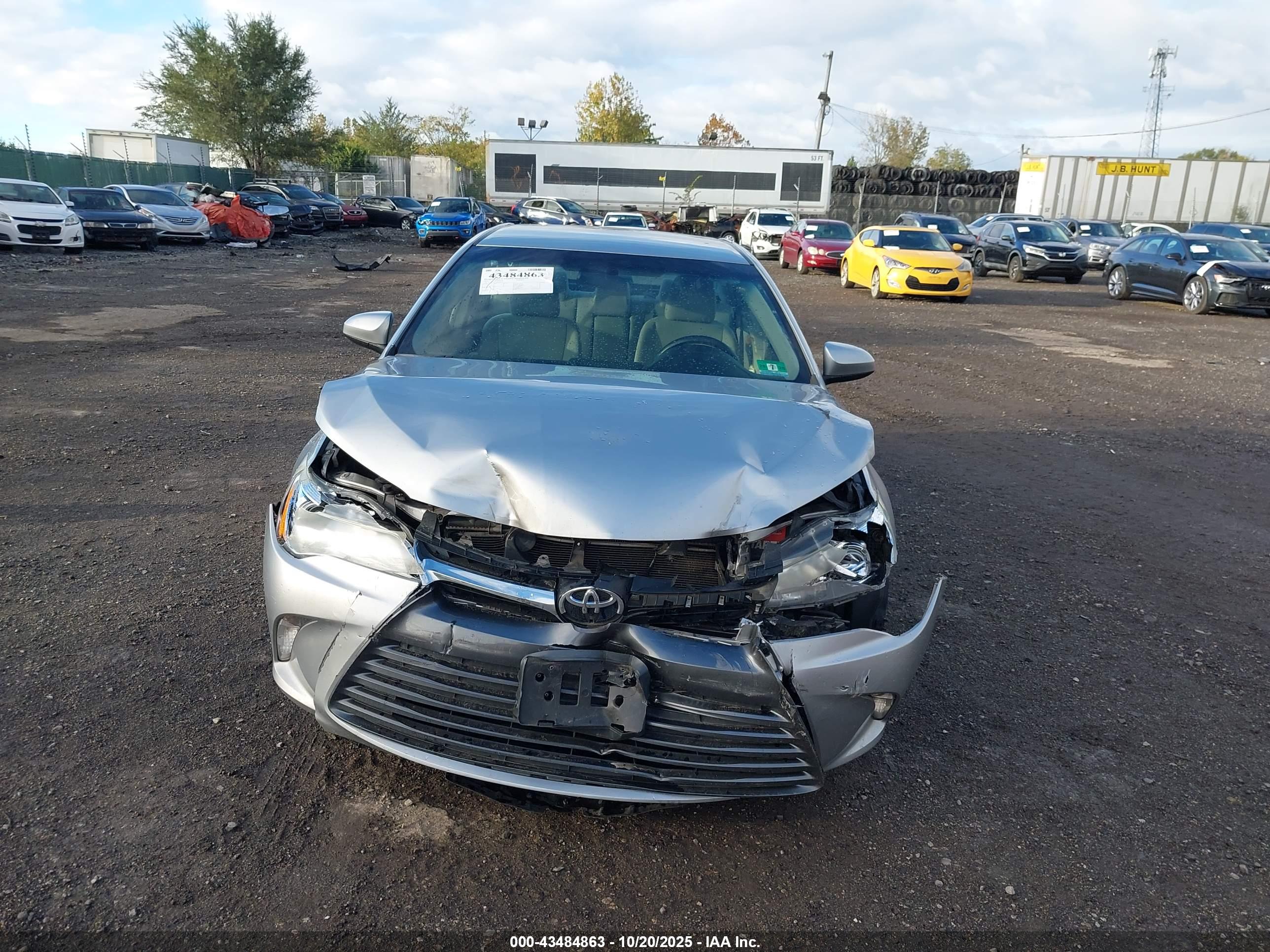 TOYOTA CAMRY image 6