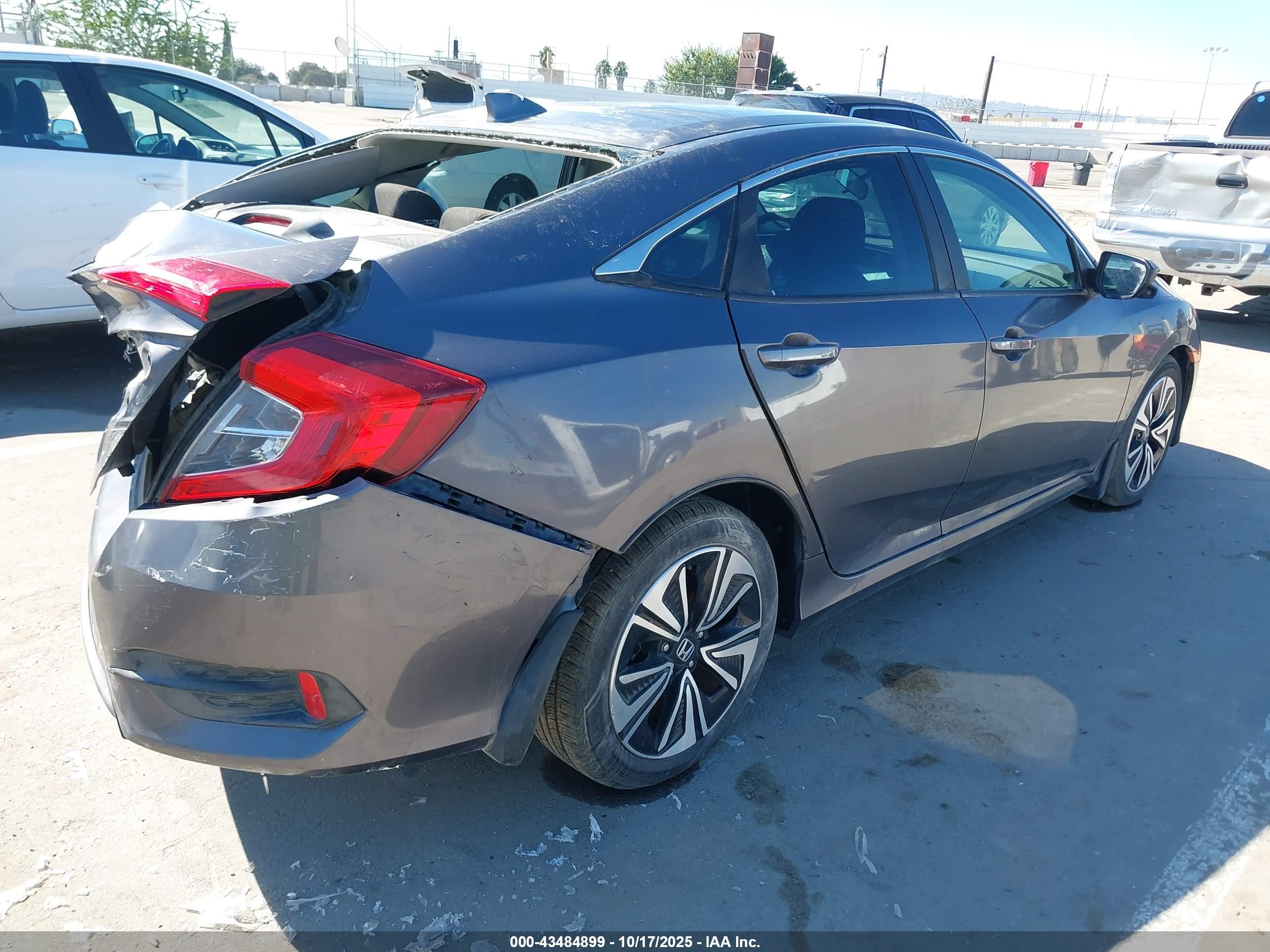 HONDA CIVIC image 4