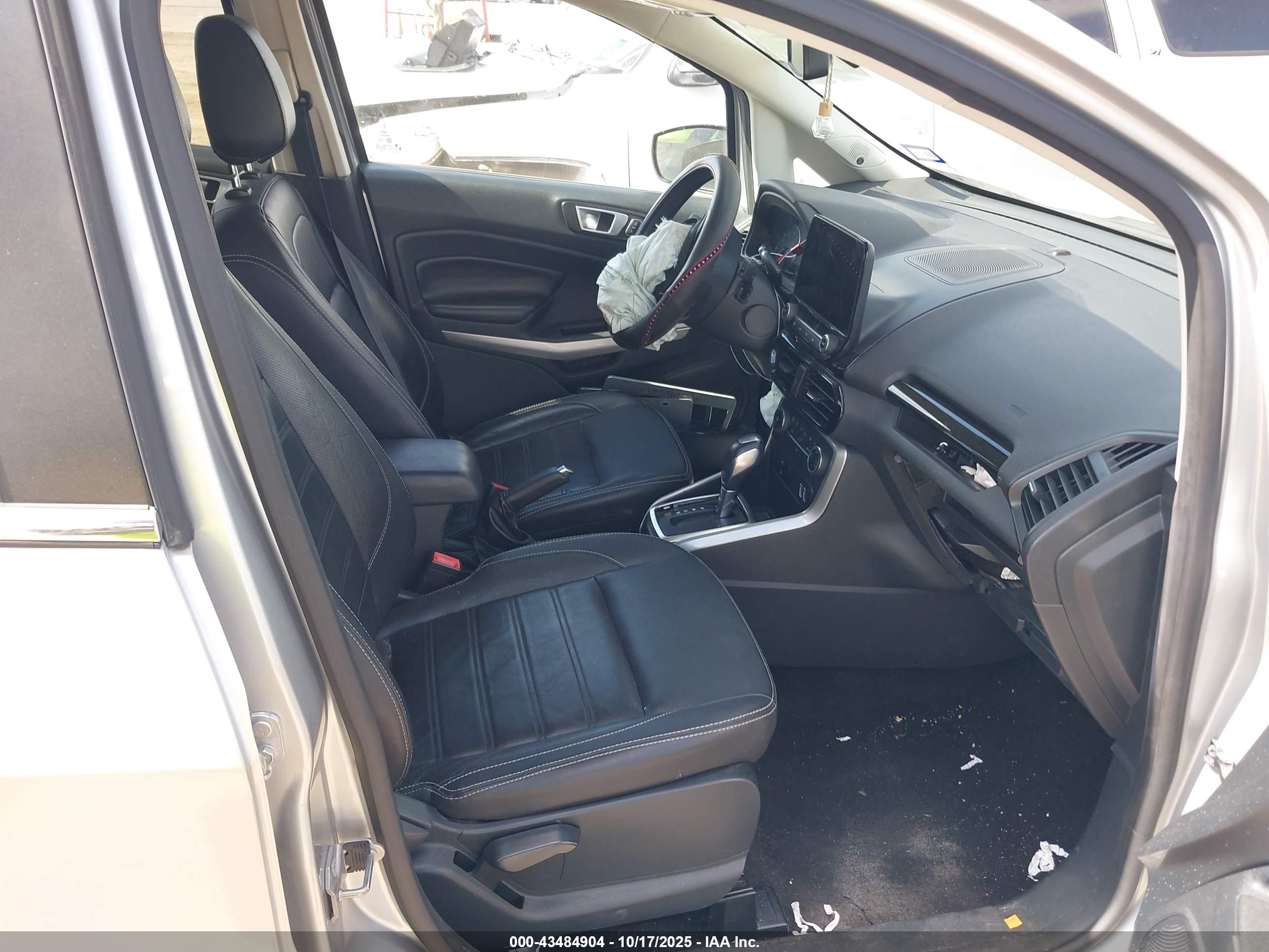 FORD ECOSPORT image 5