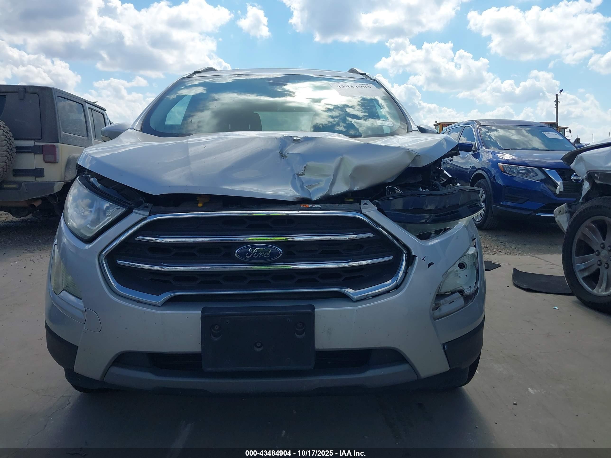 FORD ECOSPORT image 6