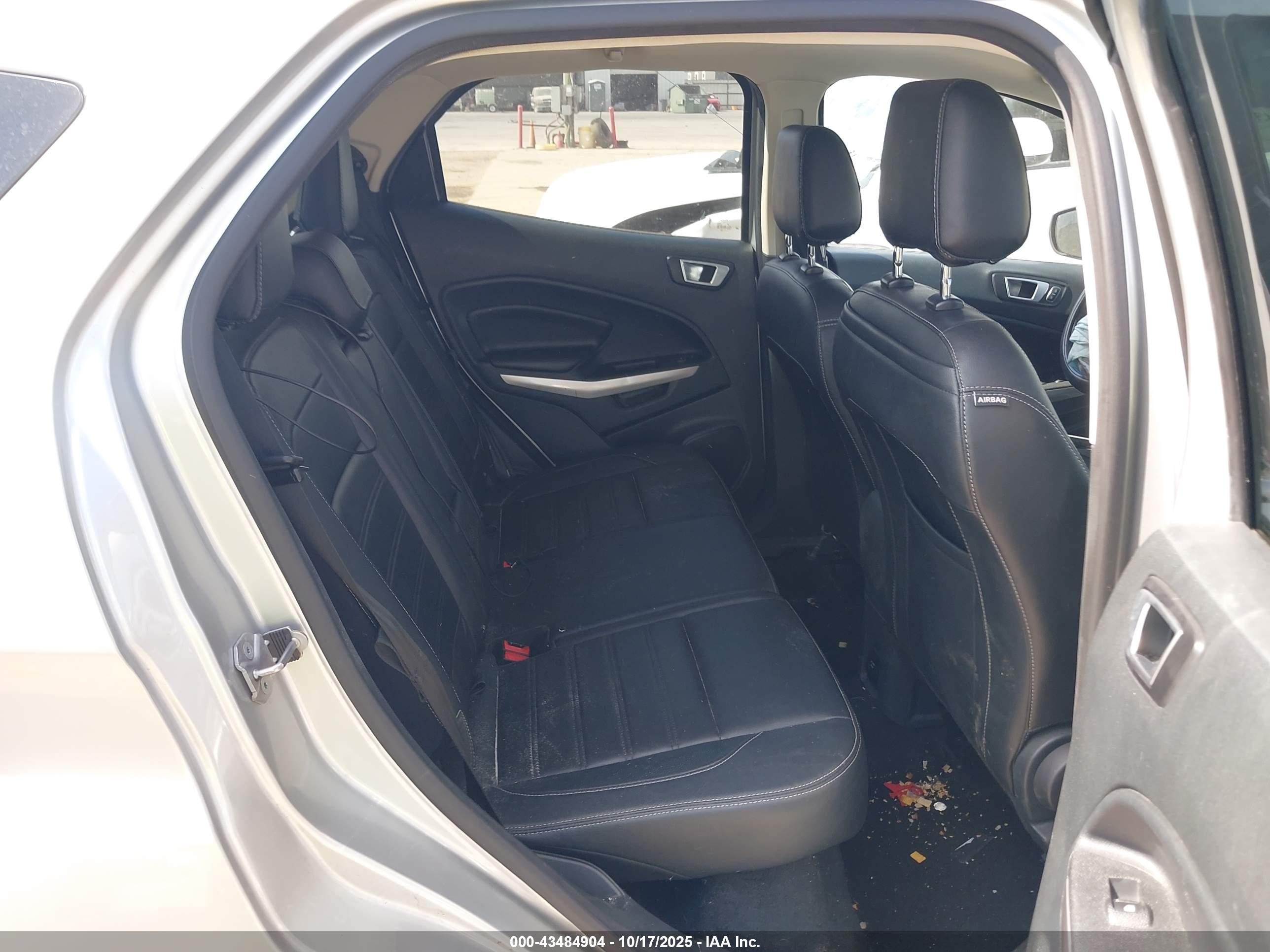 FORD ECOSPORT image 8