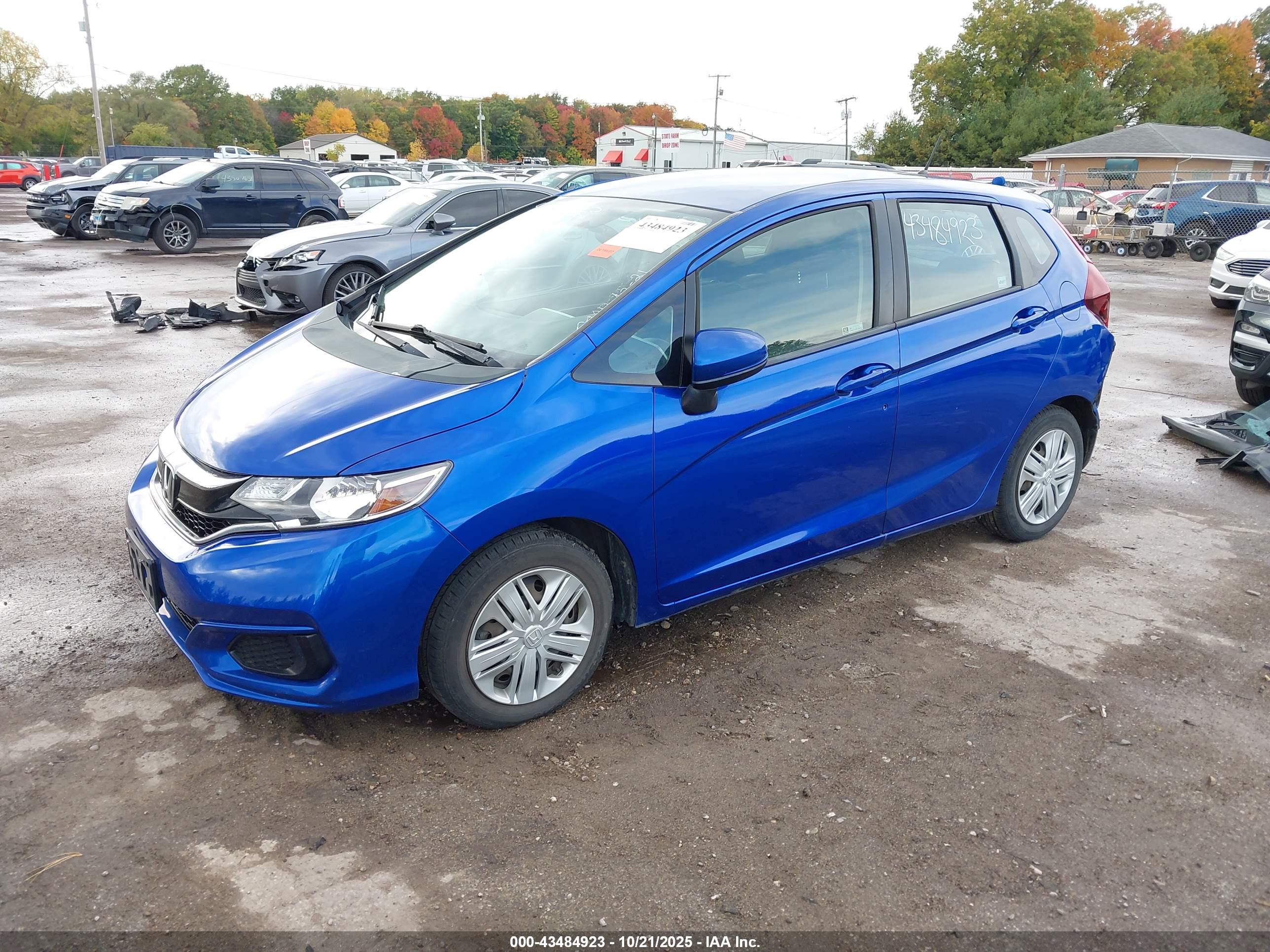 HONDA FIT image 2