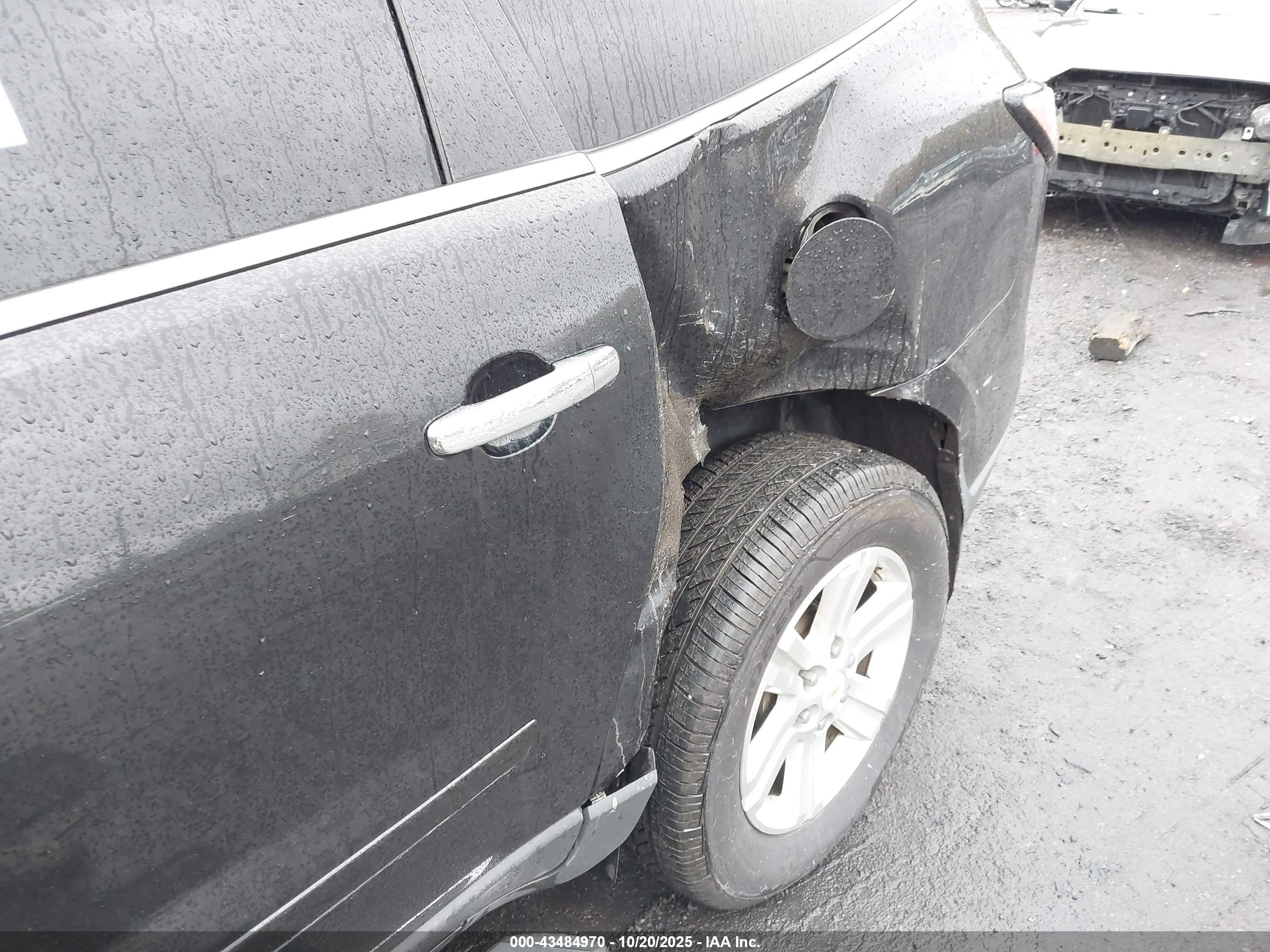 CHEVROLET TRAVERSE image 6