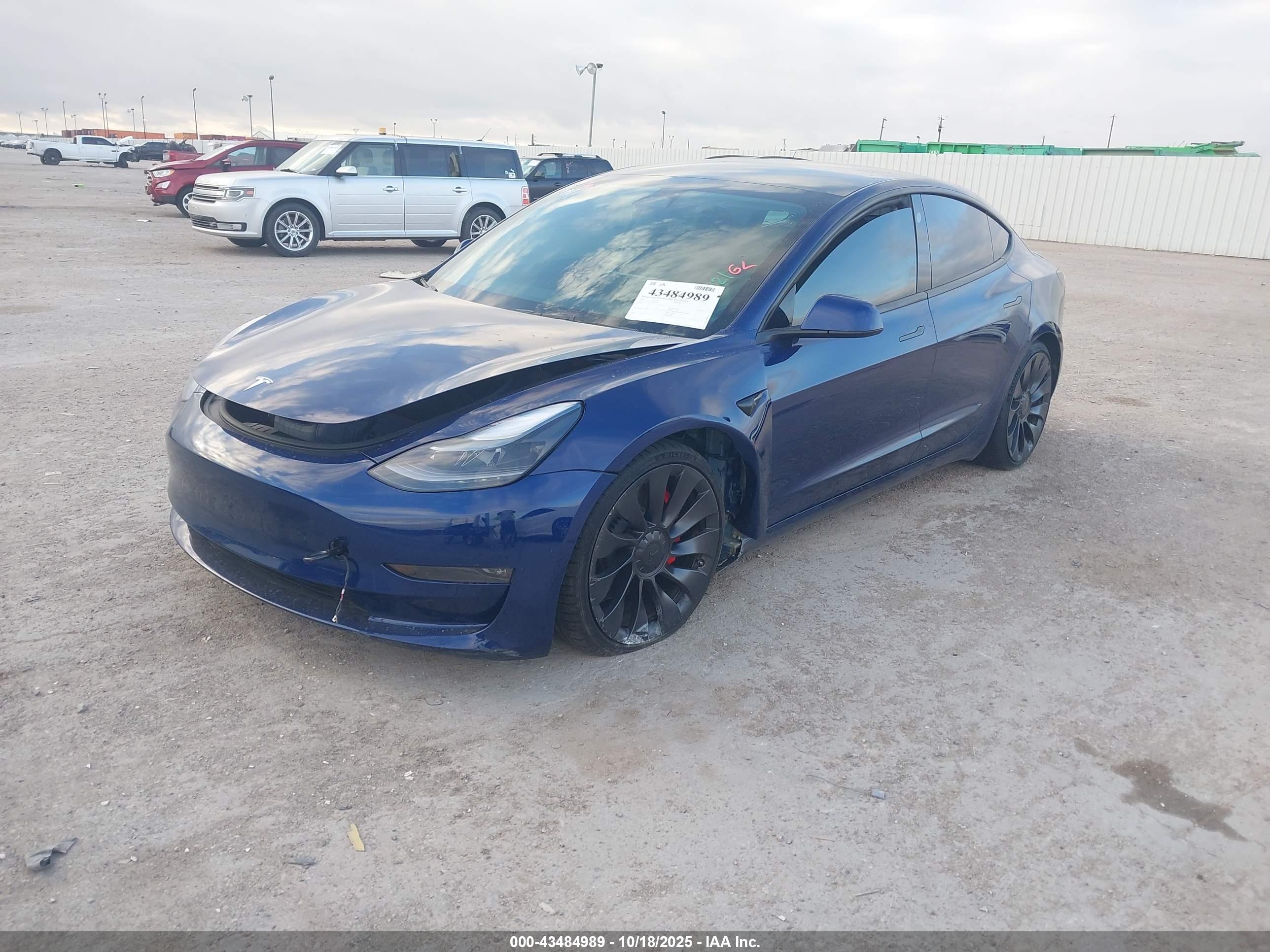 TESLA MODEL image 2