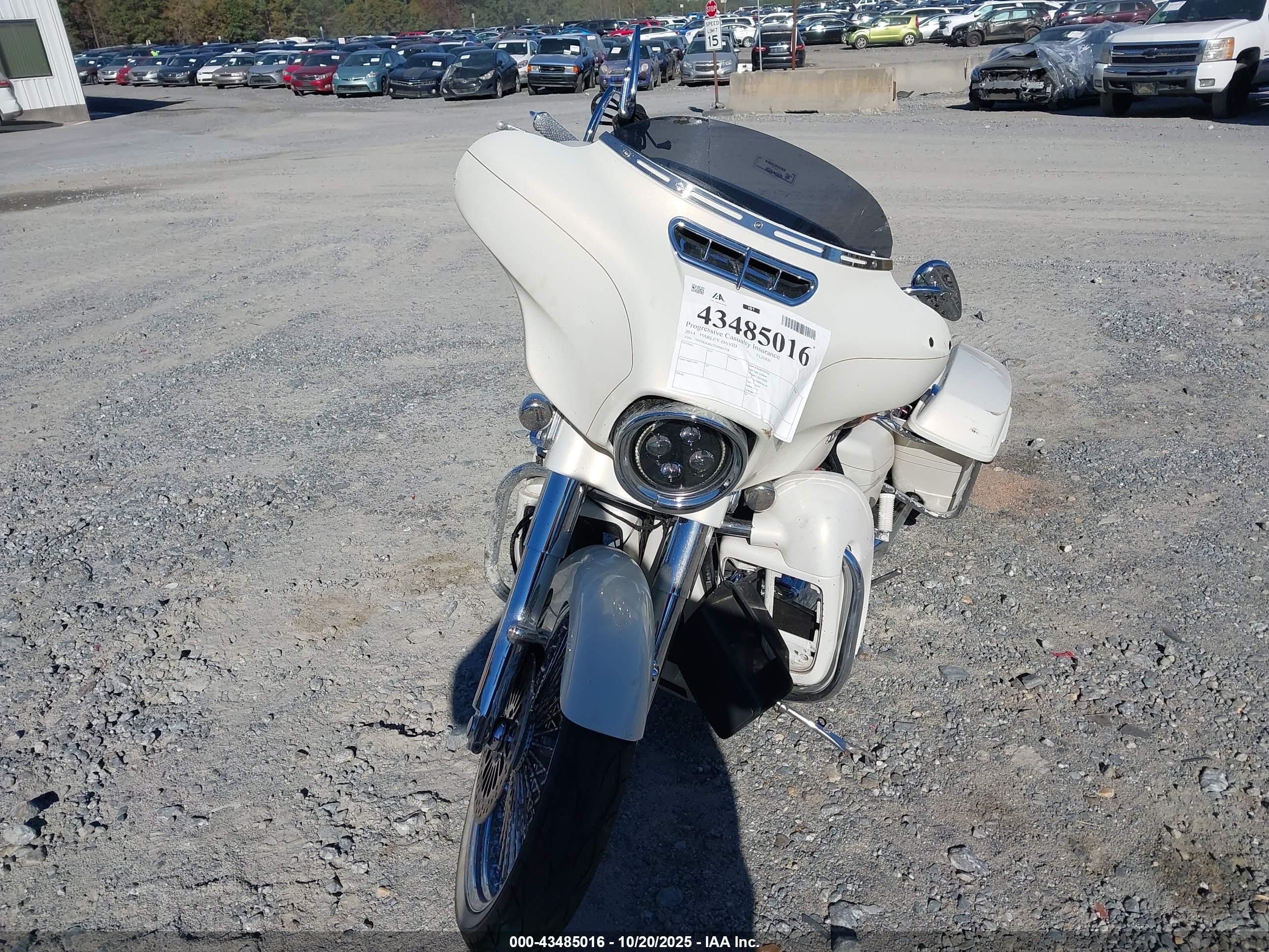 HARLEY-DAVIDSON FLHXS image 2