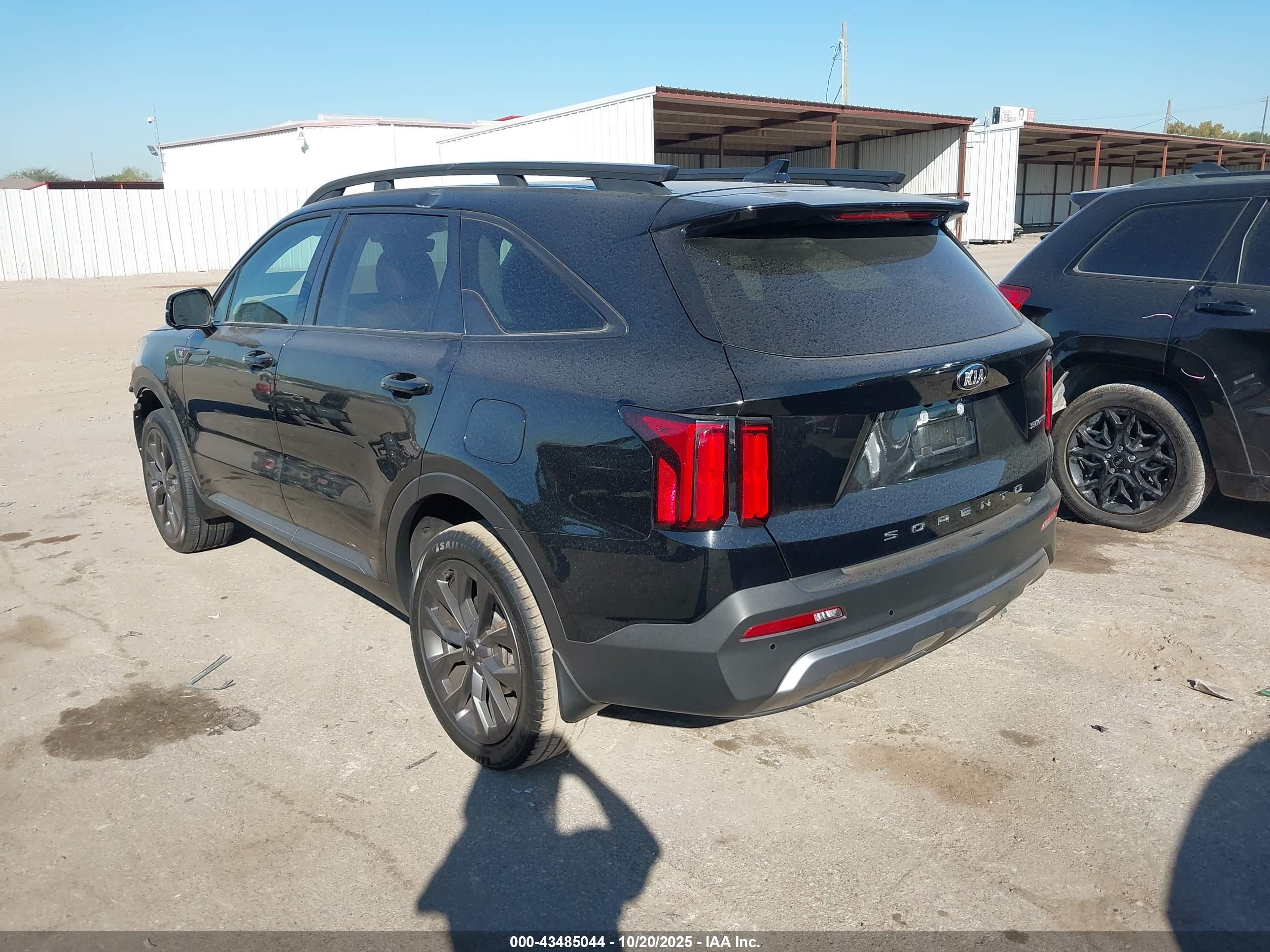 KIA SORENTO image 3