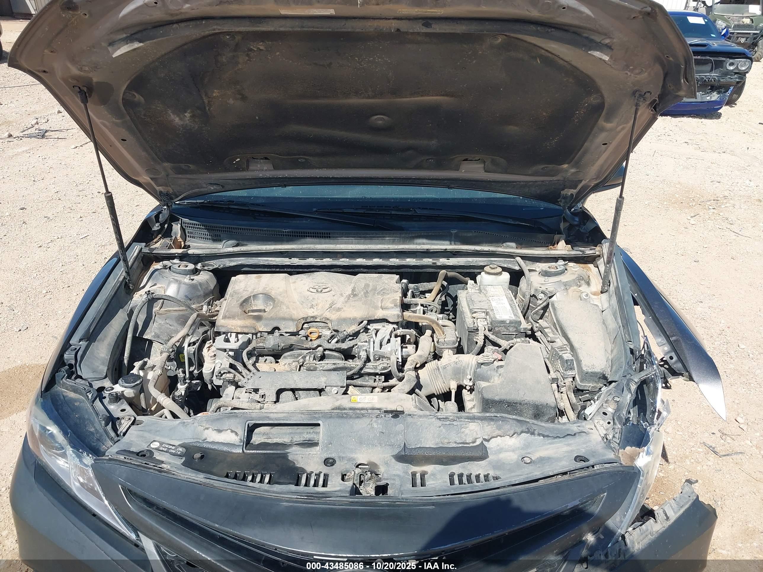 TOYOTA CAMRY image 10