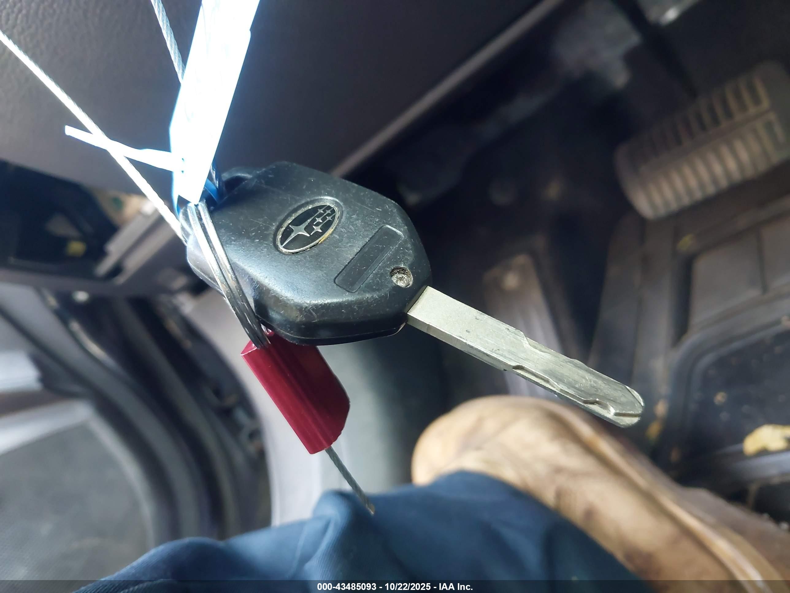SUBARU LEGACY image 11