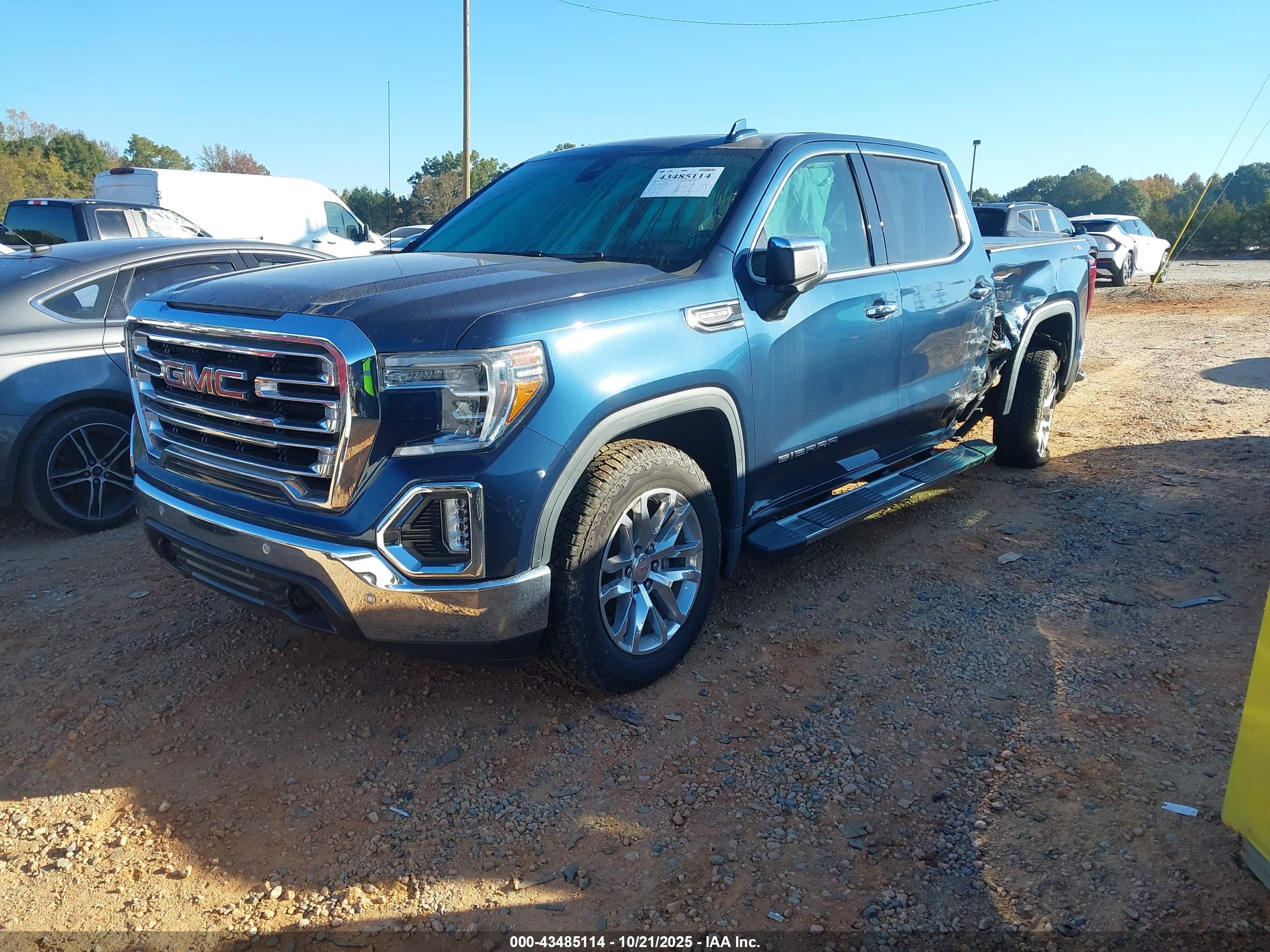 GMC SIERRA image 2