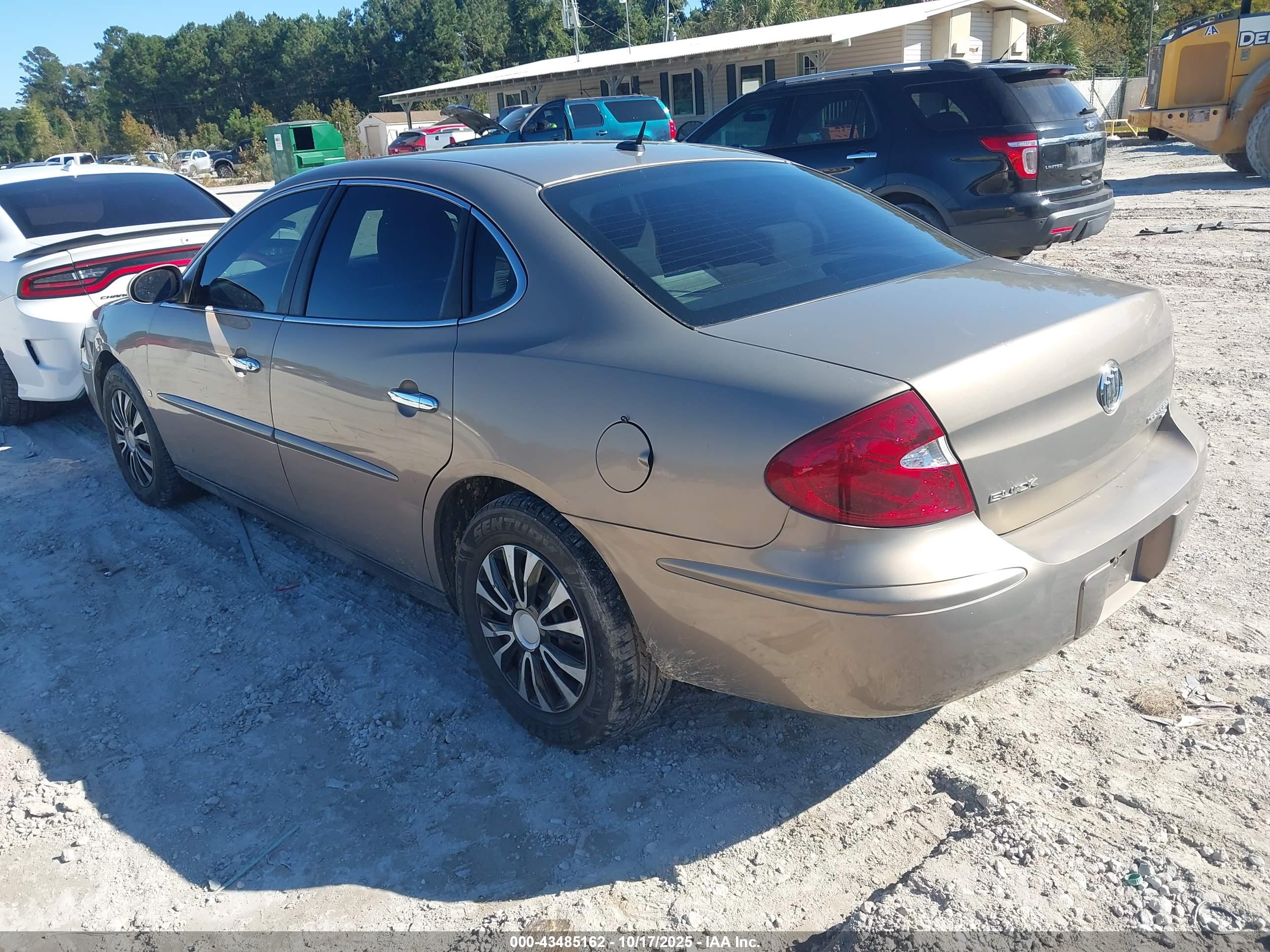 BUICK LACROSSE image 3