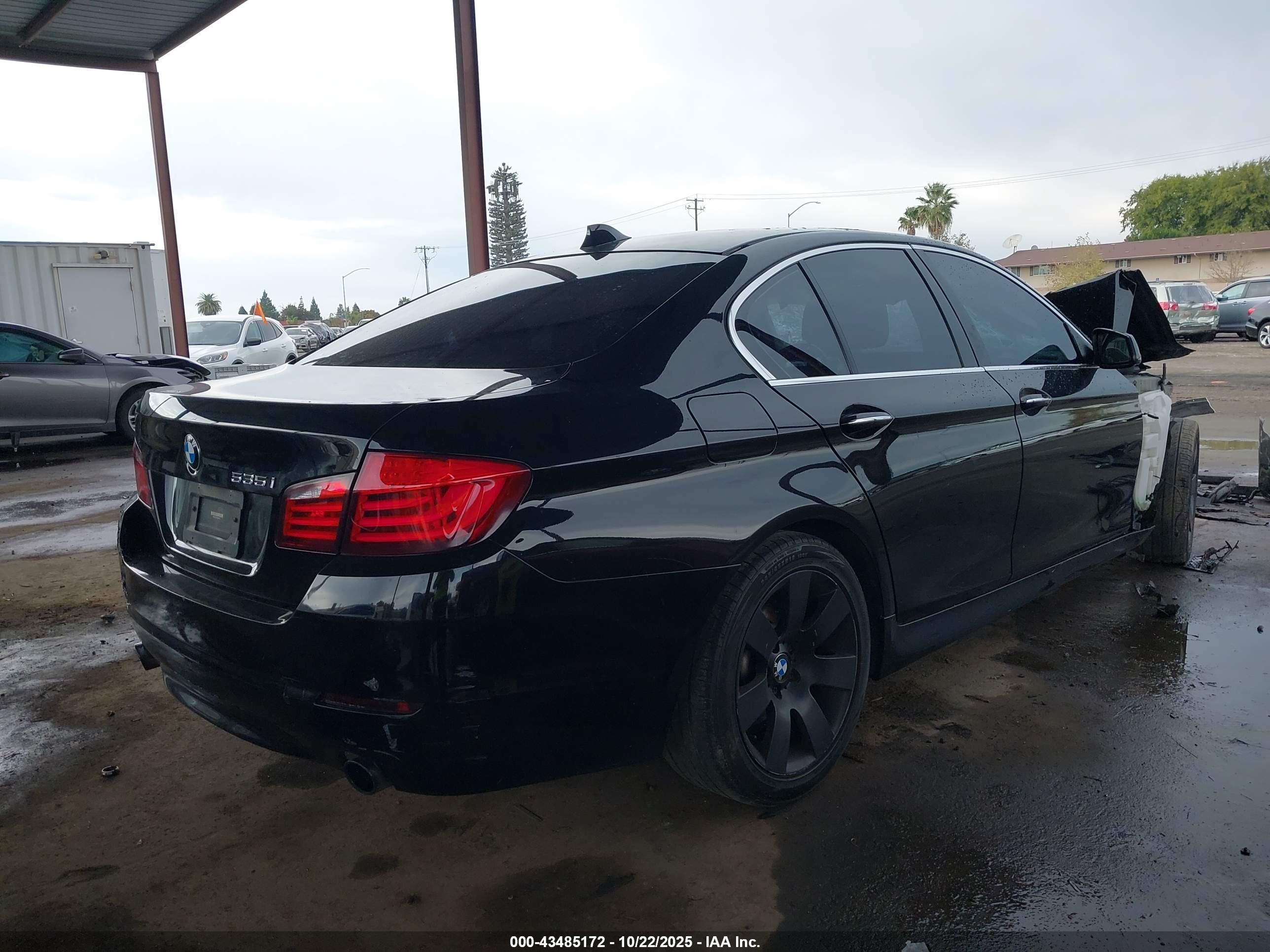 BMW 535I image 4