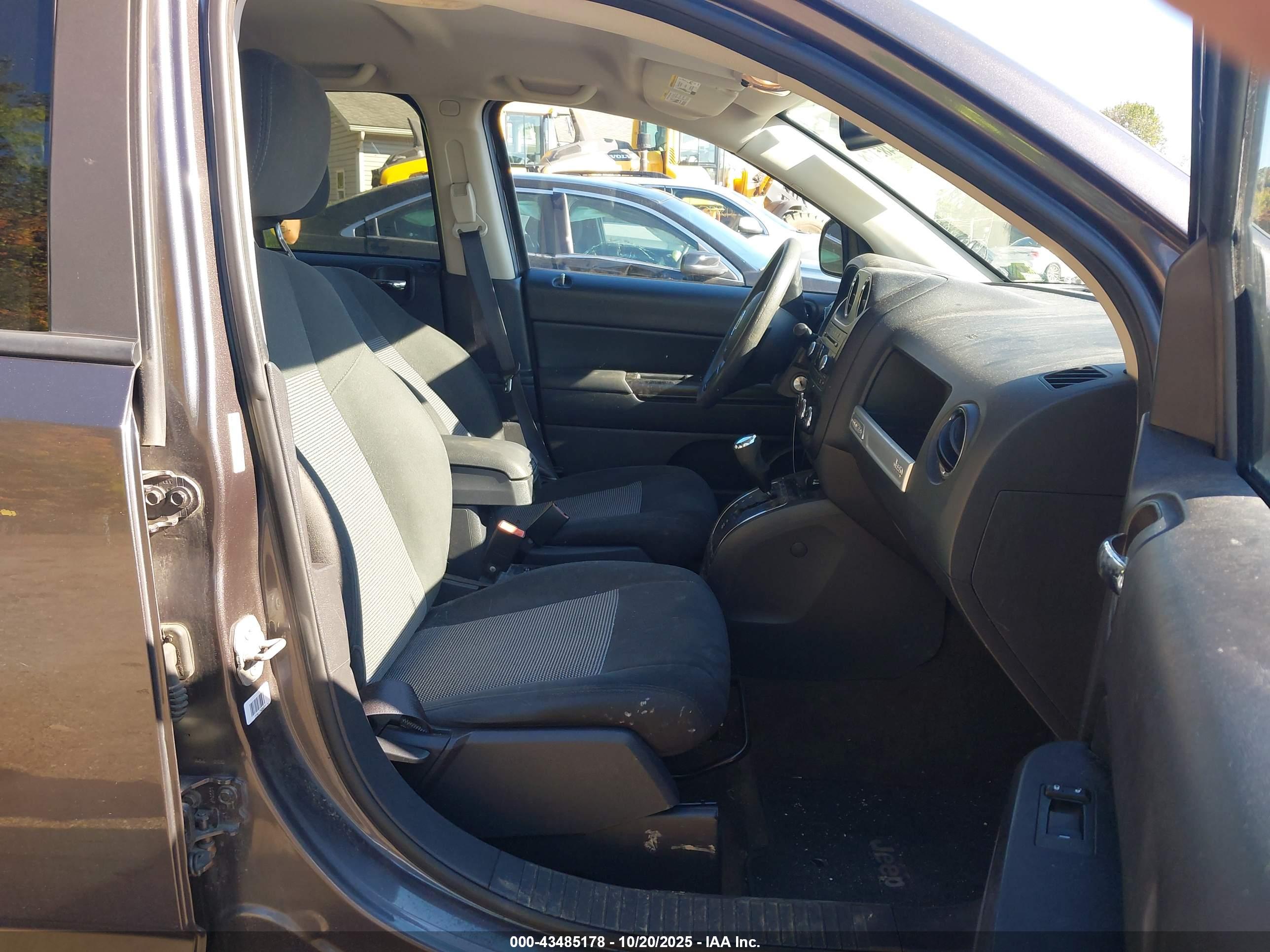 JEEP COMPASS image 5