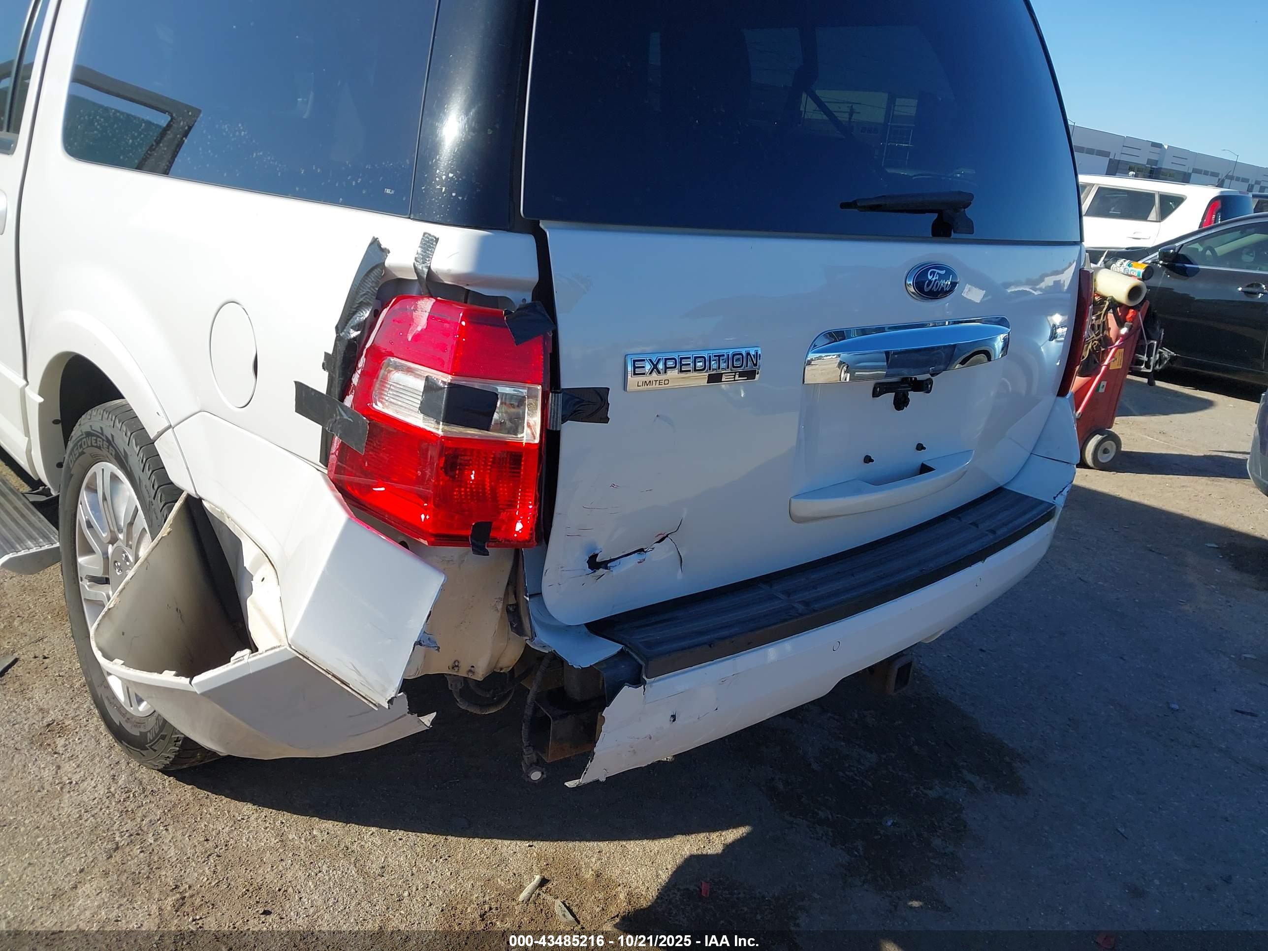 FORD EXPEDITION image 6