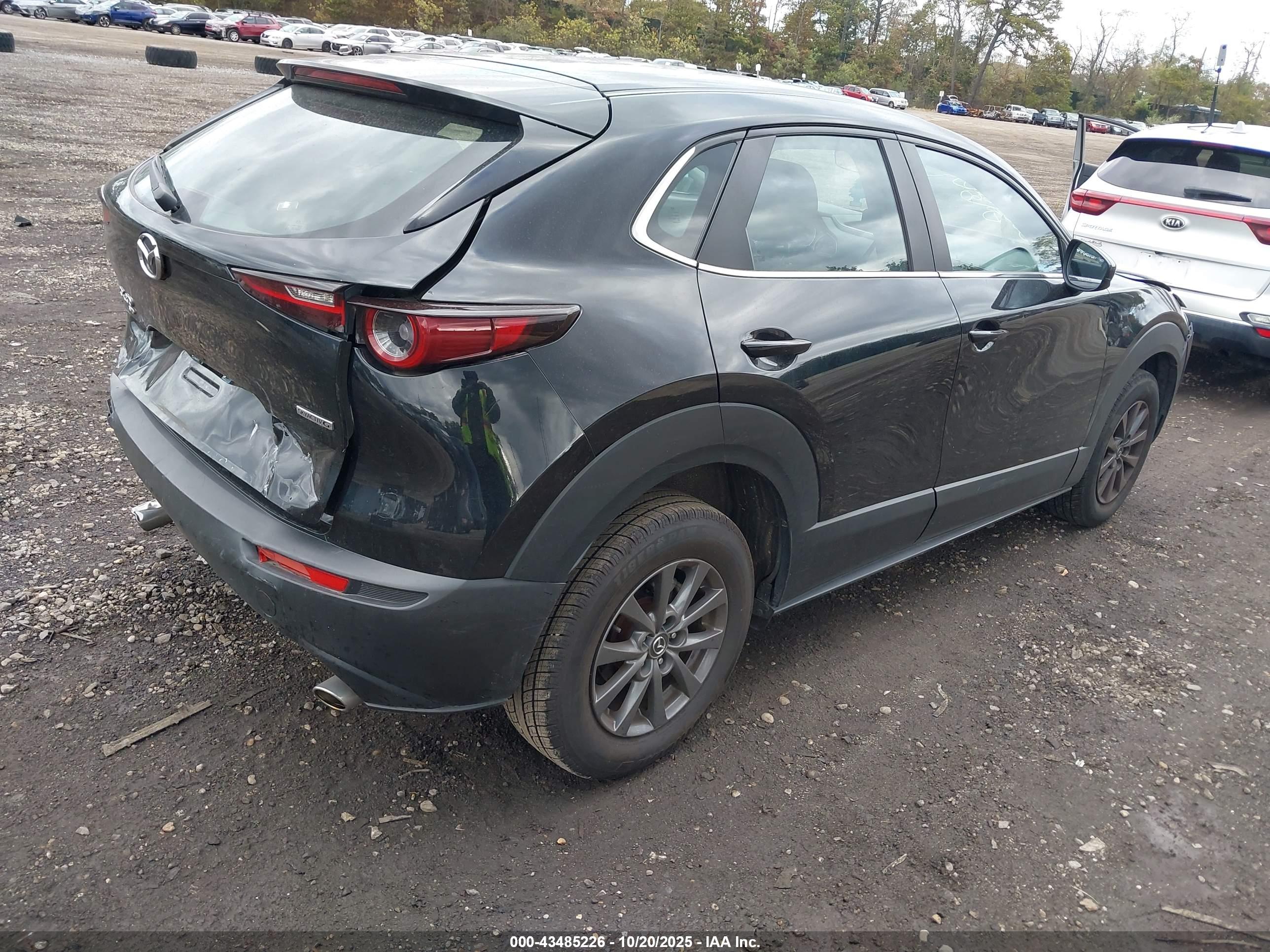 MAZDA CX-30 image 4