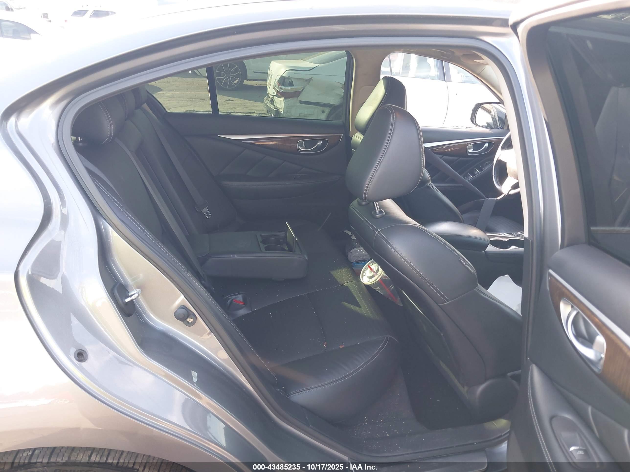 INFINITI Q50 image 8