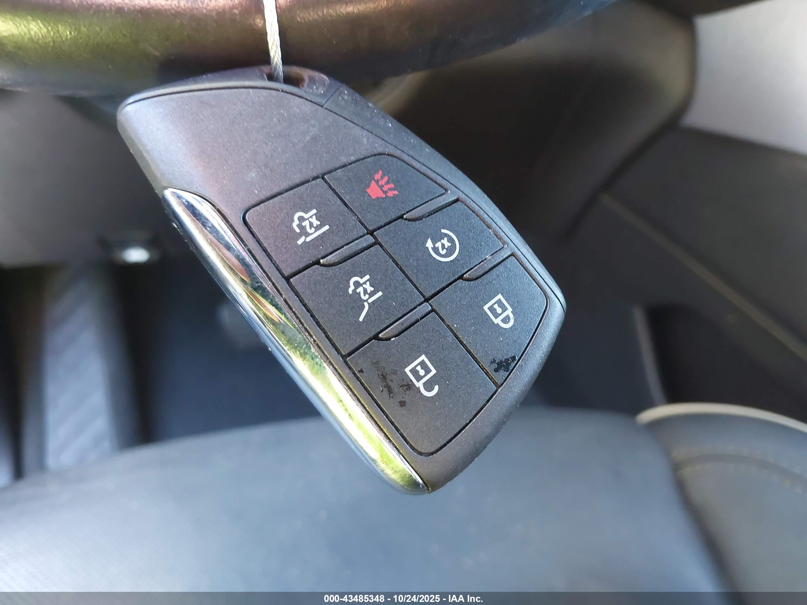 GMC YUKON image 11