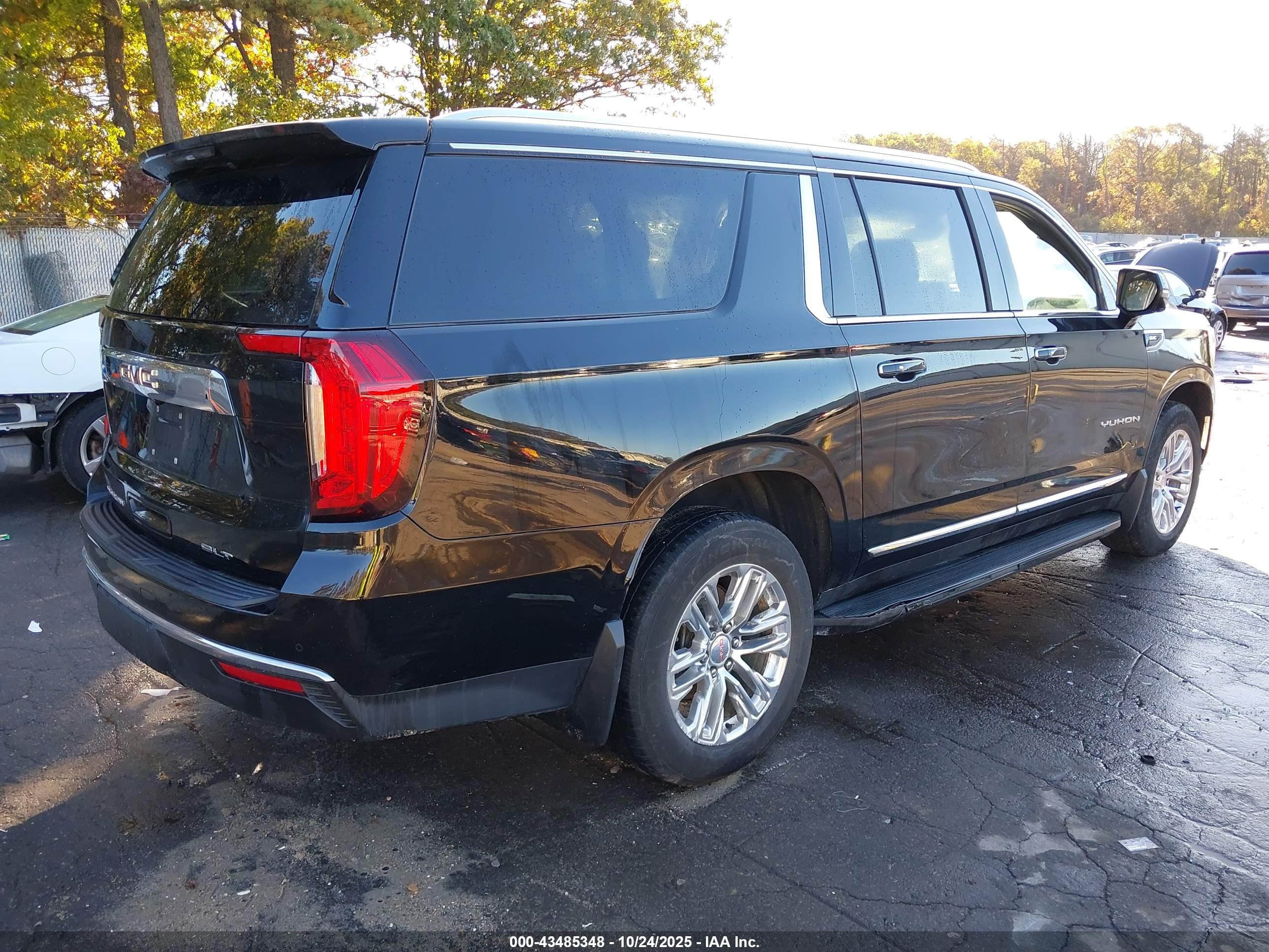 GMC YUKON image 4