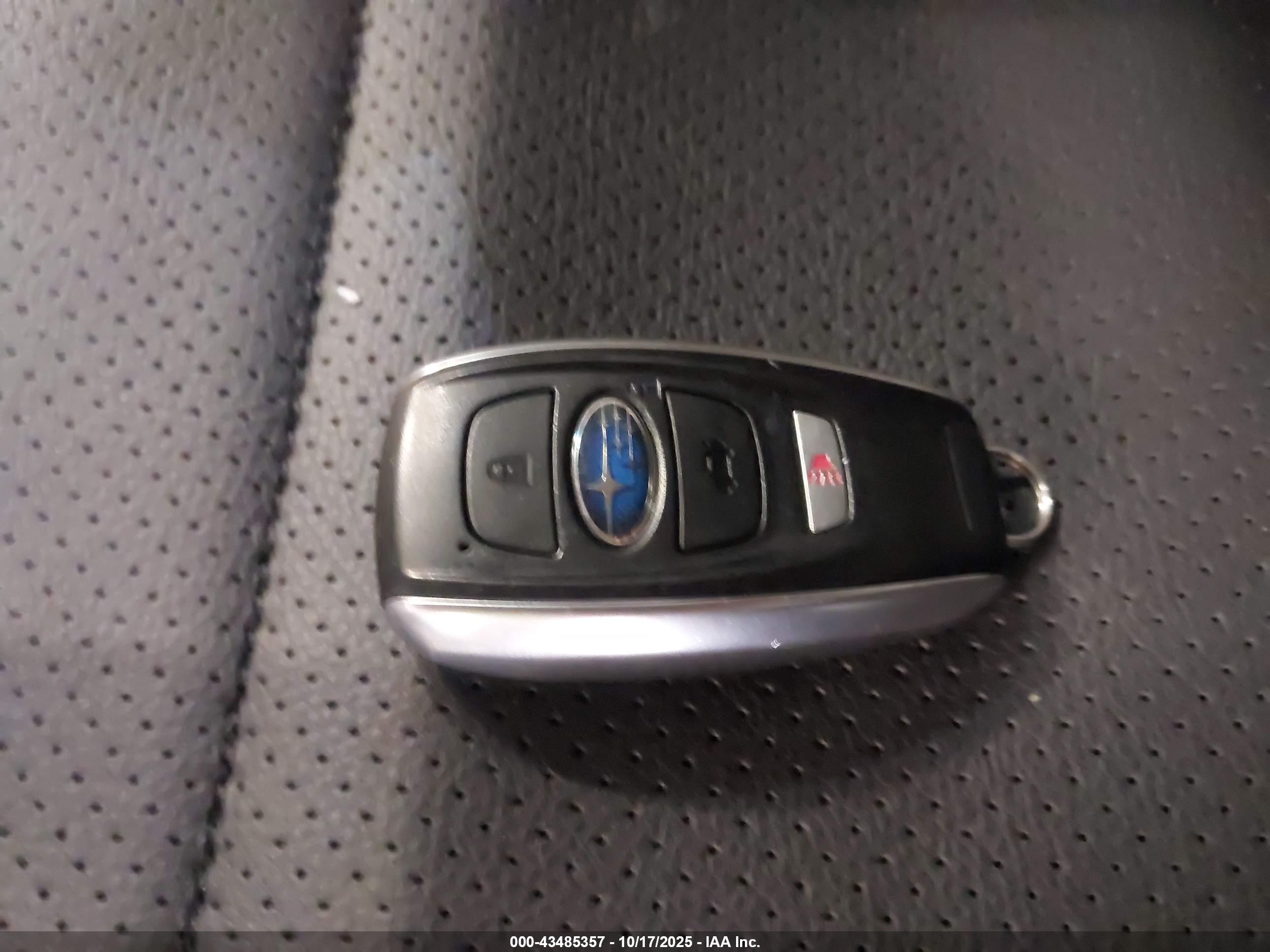 SUBARU OUTBACK image 11