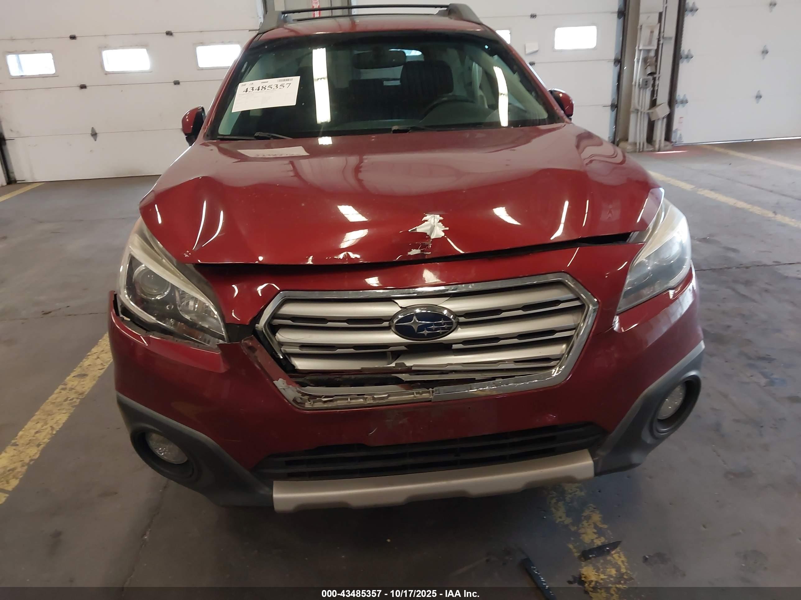 SUBARU OUTBACK image 6