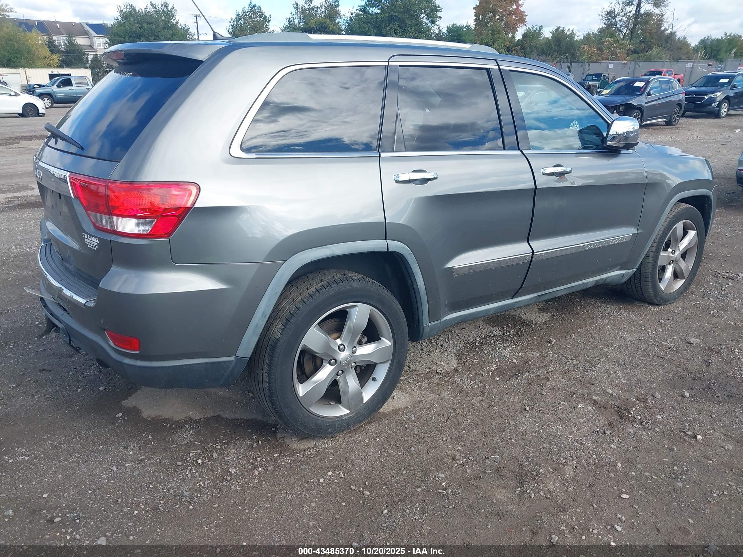 JEEP GRAND image 4