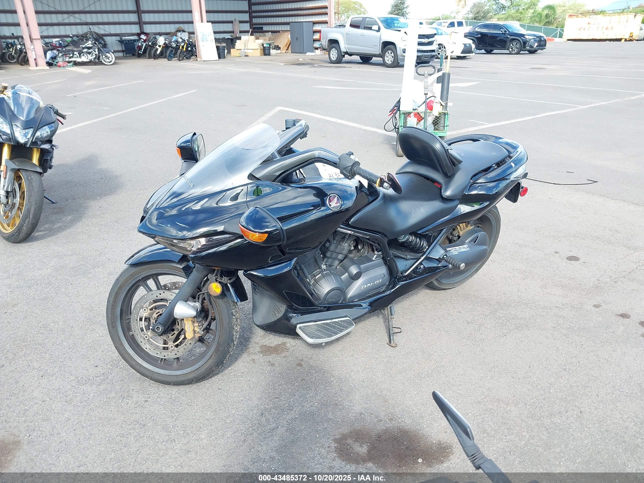 HONDA NSA700 image 2