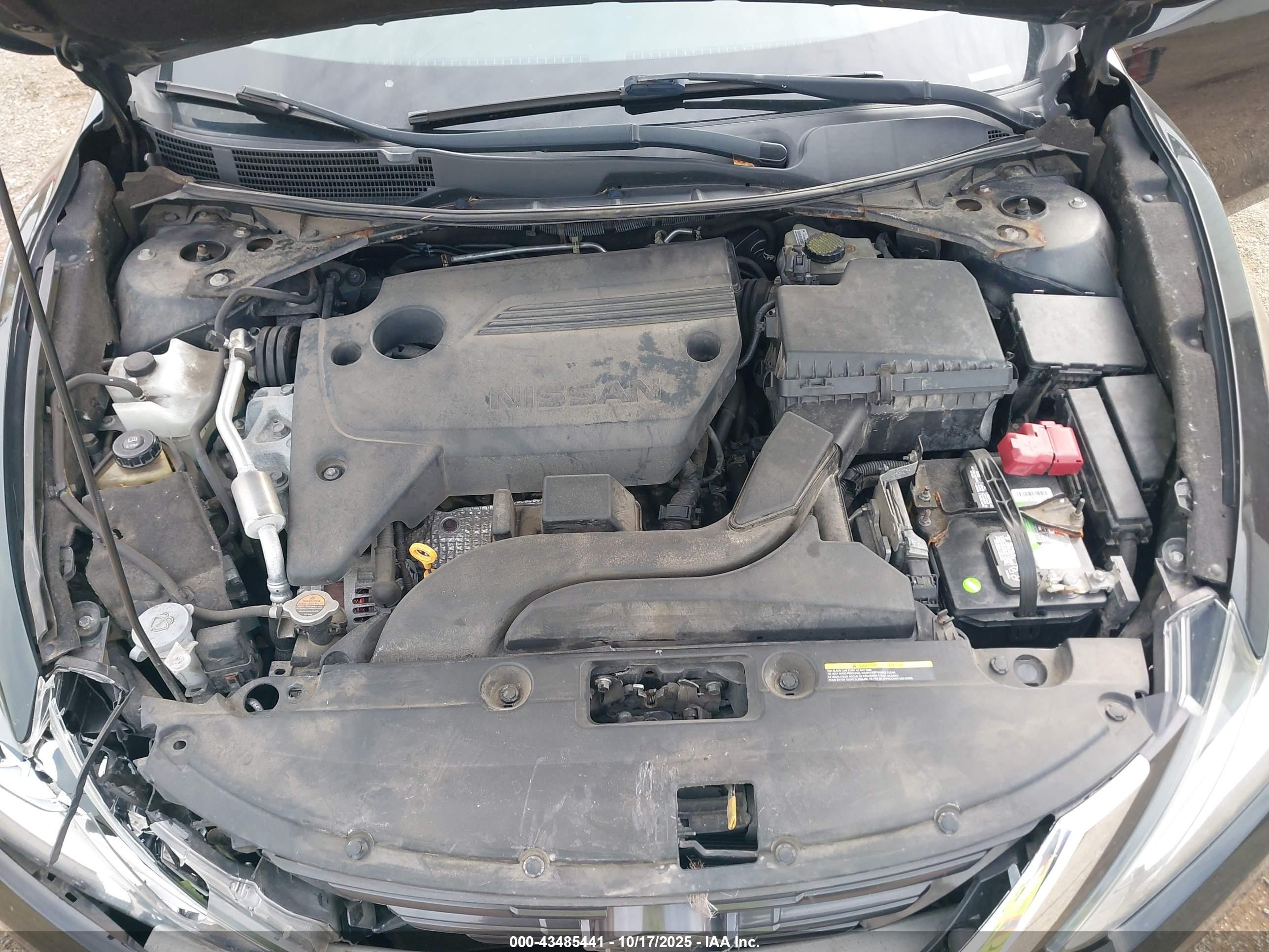 NISSAN ALTIMA image 10