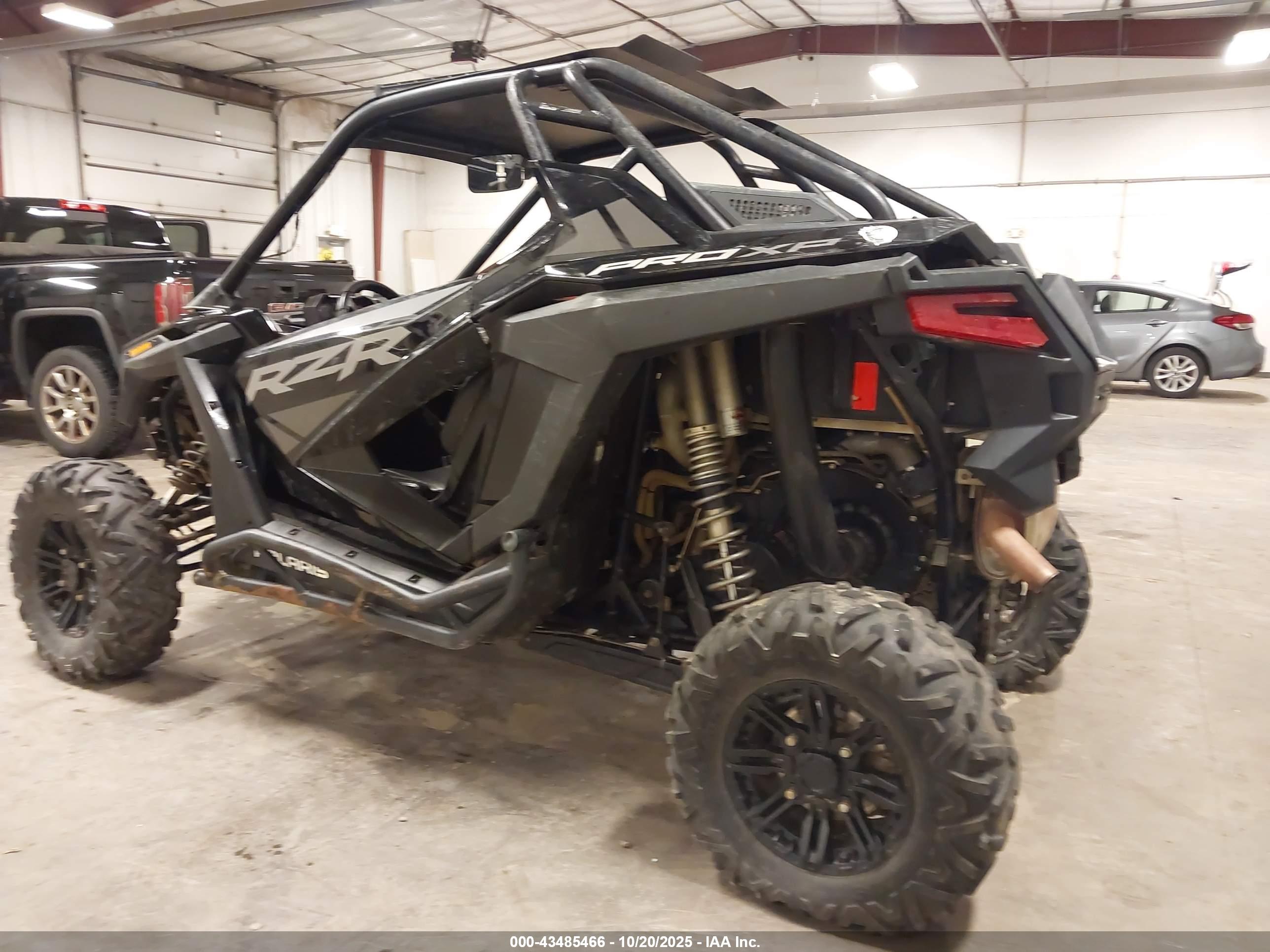 POLARIS RZR image 3