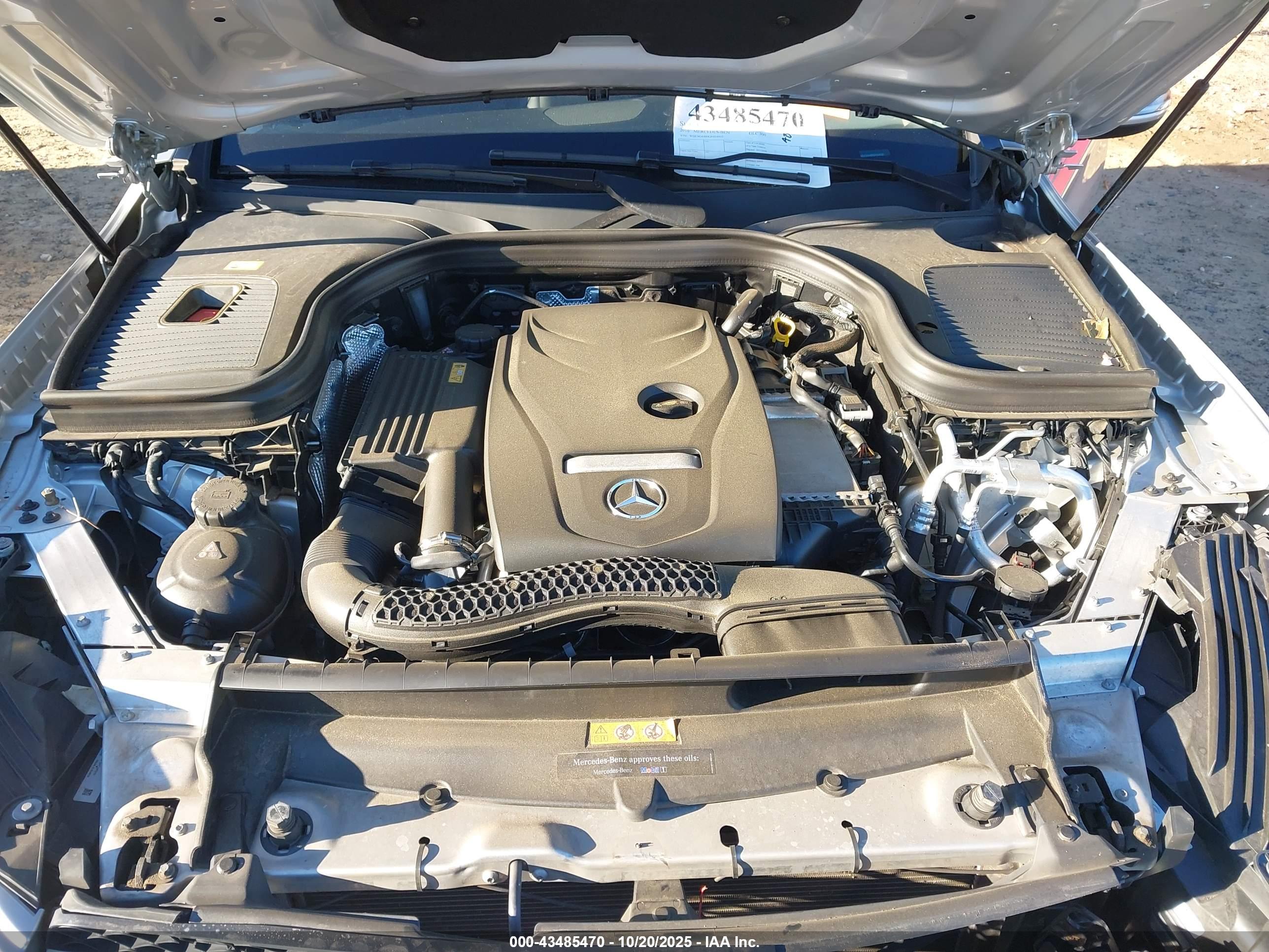MERCEDES-BENZ GLC image 10