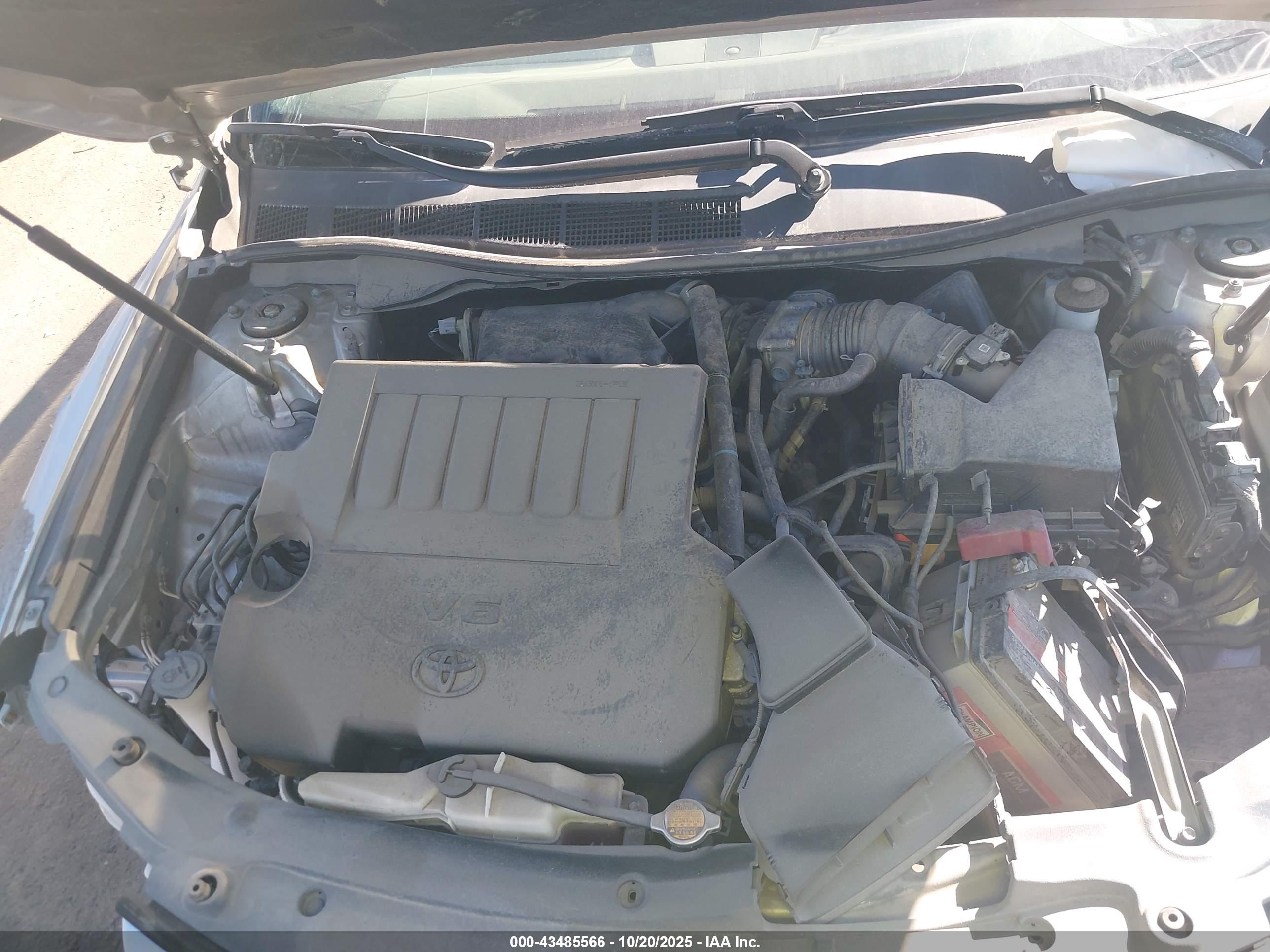 TOYOTA CAMRY image 10