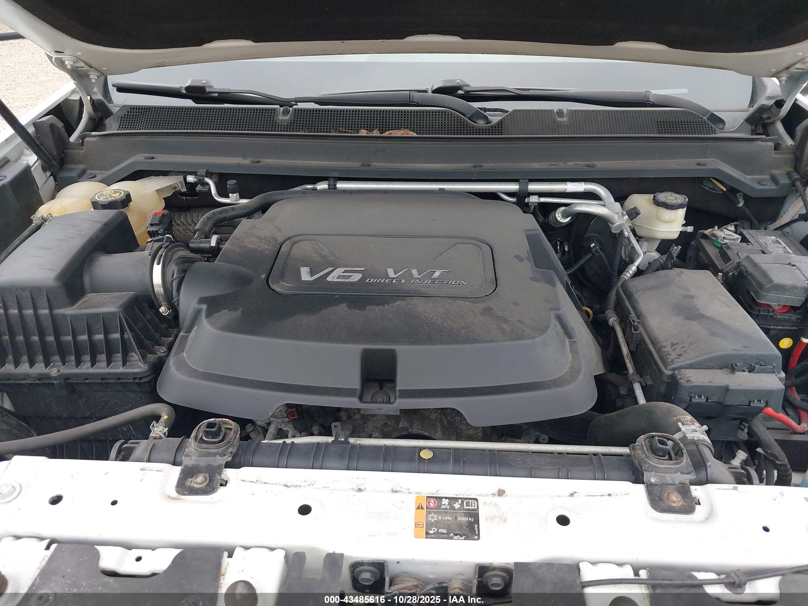 CHEVROLET COLORADO image 10
